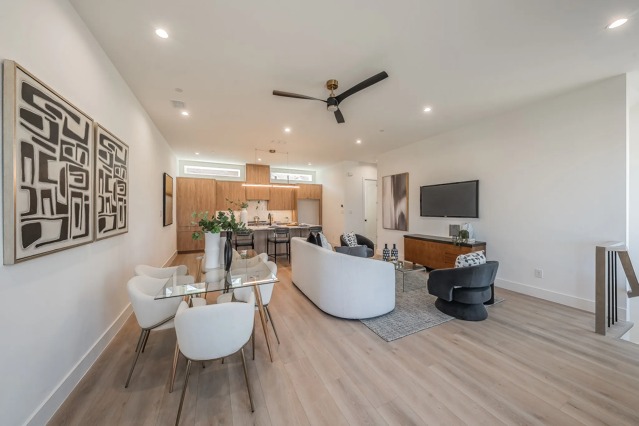 Condominium For Sale in Dallas County , 5320 Reiger Avenue 107, Dallas, Texas 75214, 2 Bedroom, 3 Bathroom, 2 Garage spaces, 1,442 Sqft, built in 2025, mls#21406106, Real Estate Agent in Dallas, Homes For Sale in Dallas county, Homes For Sale in Dallas, Realtor in Dallas Texas, Real Estate Brokerage Independent Realty Texas, Luminita Cordes Realtor