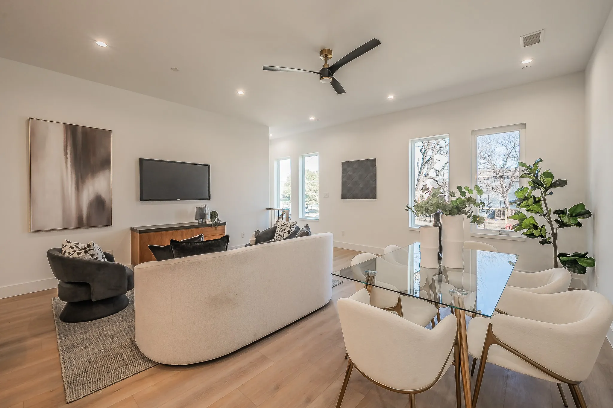 Condominium For Sale in Dallas County , 5320 Reiger Avenue 107, Dallas, Texas 75214, 2 Bedroom, 3 Bathroom, 2 Garage spaces, 1,442 Sqft, built in 2025, mls#21406106, Real Estate Agent in Dallas, Homes For Sale in Dallas county, Homes For Sale in Dallas, Realtor in Dallas Texas, Real Estate Brokerage Independent Realty Texas, Luminita Cordes Realtor