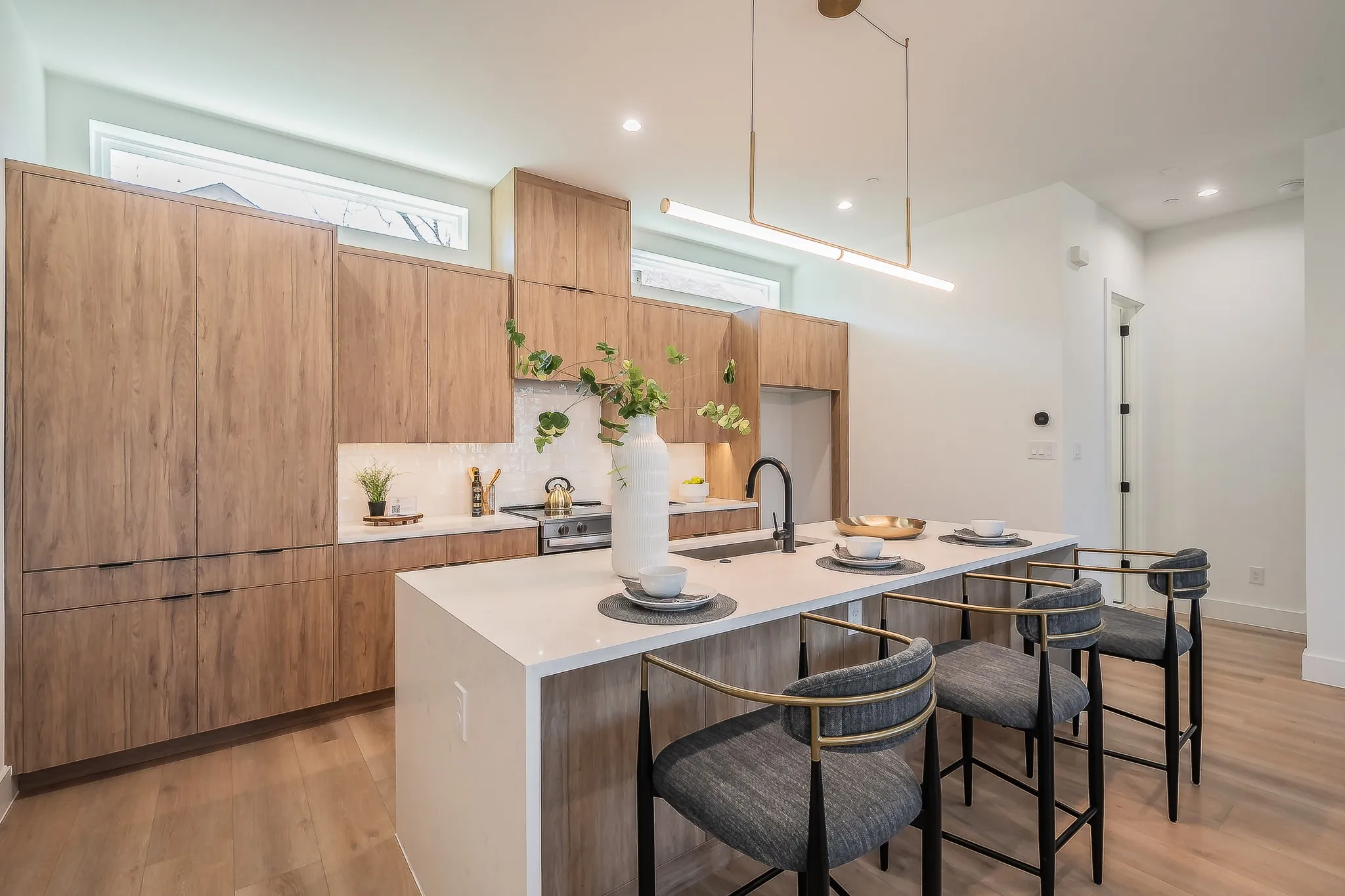Condominium For Sale in Dallas County , 5320 Reiger Avenue 107, Dallas, Texas 75214, 2 Bedroom, 3 Bathroom, 2 Garage spaces, 1,442 Sqft, built in 2025, mls#21406106, Real Estate Agent in Dallas, Homes For Sale in Dallas county, Homes For Sale in Dallas, Realtor in Dallas Texas, Real Estate Brokerage Independent Realty Texas, Luminita Cordes Realtor