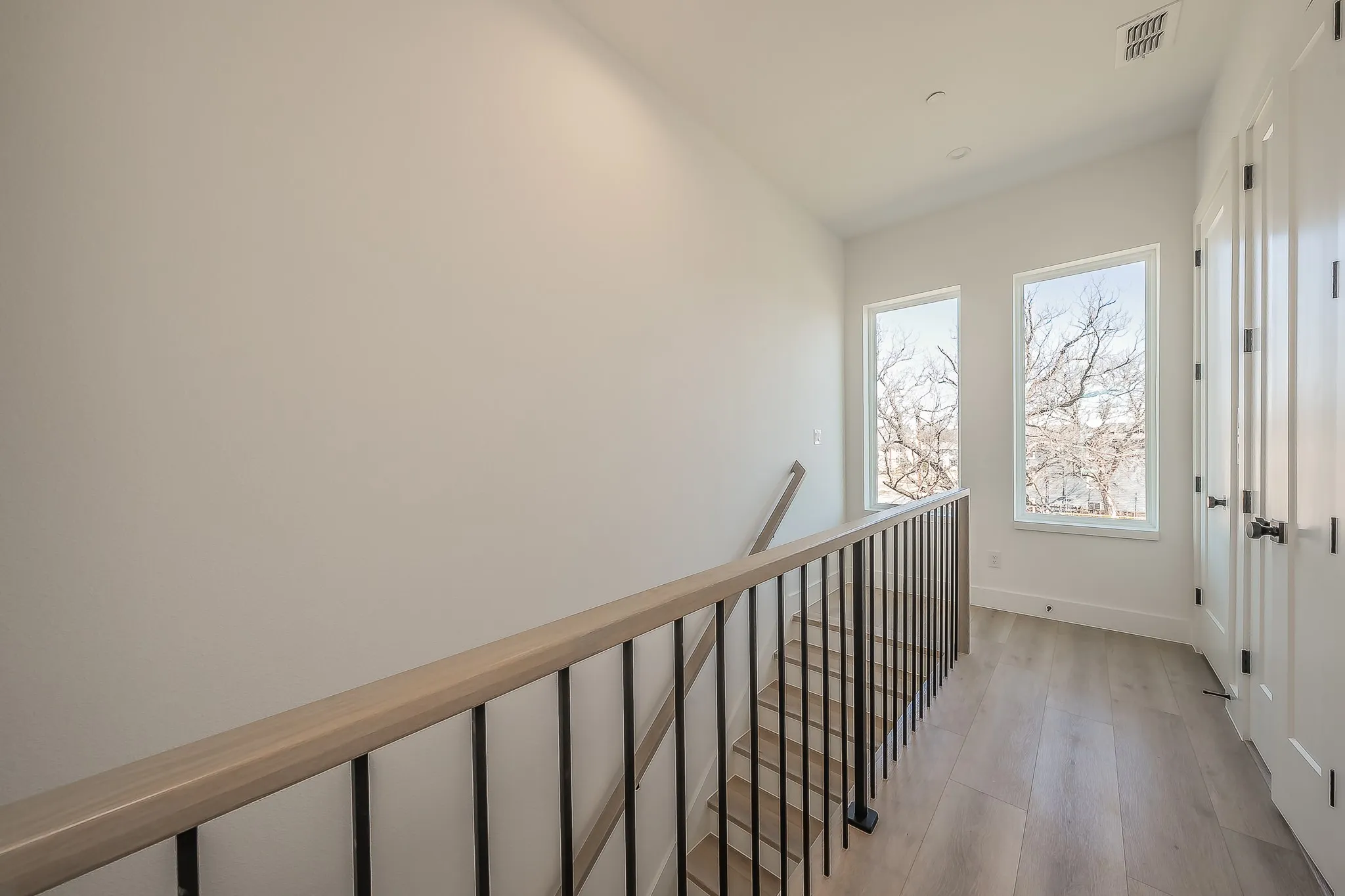 Condominium For Sale in Dallas County , 5320 Reiger Avenue 107, Dallas, Texas 75214, 2 Bedroom, 3 Bathroom, 2 Garage spaces, 1,442 Sqft, built in 2025, mls#21406106, Real Estate Agent in Dallas, Homes For Sale in Dallas county, Homes For Sale in Dallas, Realtor in Dallas Texas, Real Estate Brokerage Independent Realty Texas, Luminita Cordes Realtor