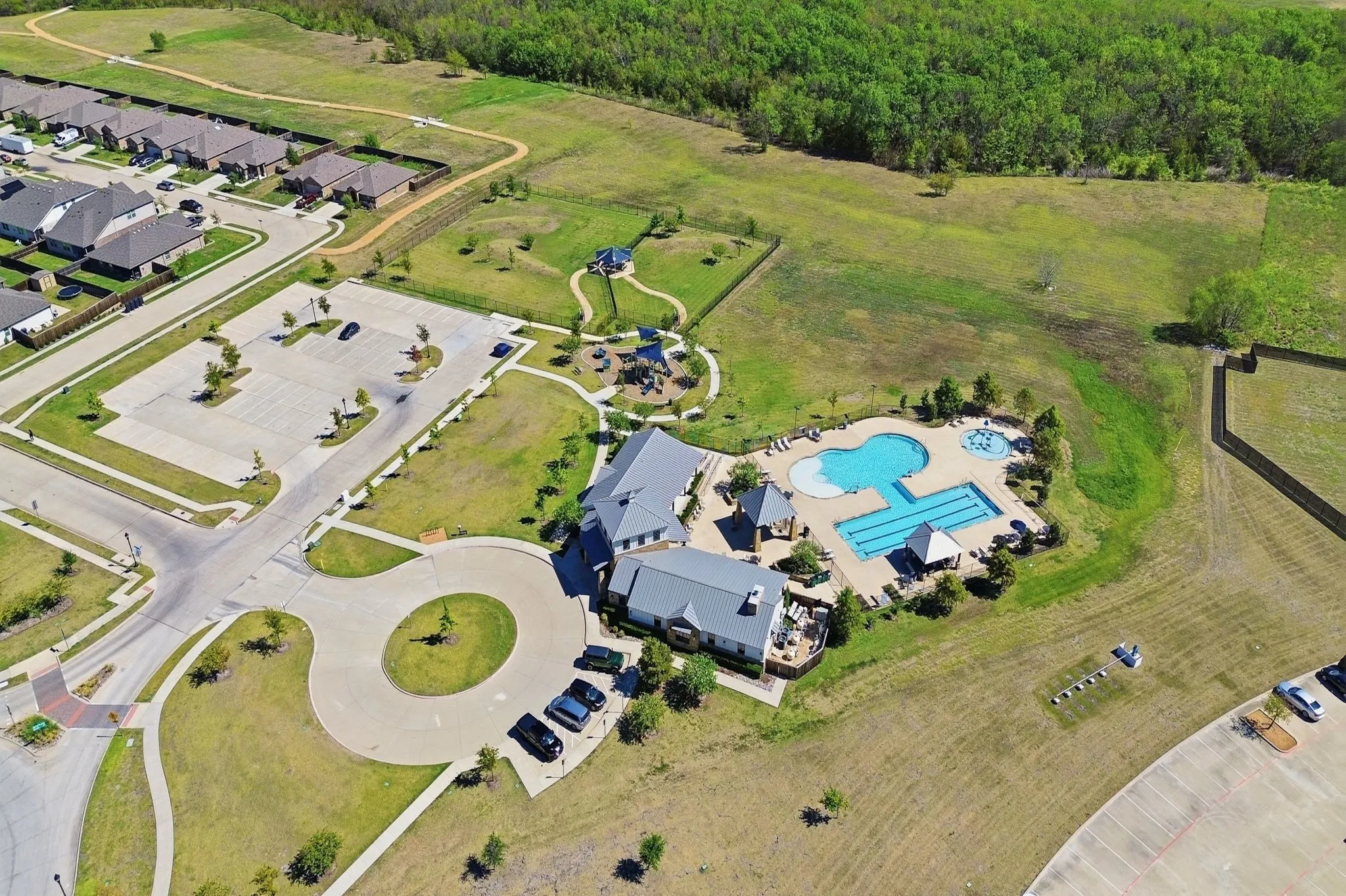 Single Family Residence For Sale in Kaufman County , 2310 Wisterwood Lane, Crandall, Texas 75114, 4 Bedroom, 3 Bathroom, 2 Garage spaces, 2,094 Sqft, built in 2020, mls#21394517, Real Estate Agent in Crandall, Homes For Sale in Kaufman county, Homes For Sale in Crandall, Realtor in Crandall Texas, Real Estate Brokerage Independent Realty Texas, Luminita Cordes Realtor