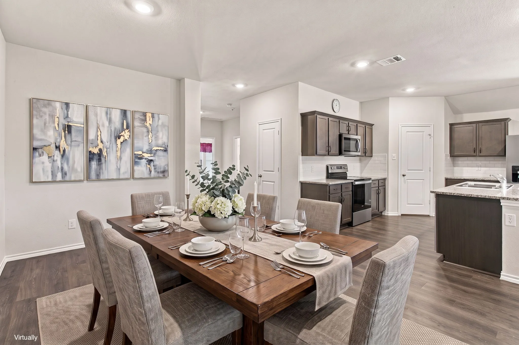 Single Family Residence For Sale in Kaufman County , 2310 Wisterwood Lane, Crandall, Texas 75114, 4 Bedroom, 3 Bathroom, 2 Garage spaces, 2,094 Sqft, built in 2020, mls#21394517, Real Estate Agent in Crandall, Homes For Sale in Kaufman county, Homes For Sale in Crandall, Realtor in Crandall Texas, Real Estate Brokerage Independent Realty Texas, Luminita Cordes Realtor