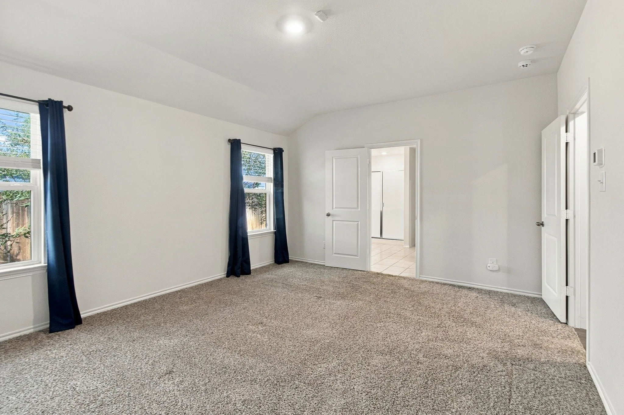 Single Family Residence For Sale in Kaufman County , 2310 Wisterwood Lane, Crandall, Texas 75114, 4 Bedroom, 3 Bathroom, 2 Garage spaces, 2,094 Sqft, built in 2020, mls#21394517, Real Estate Agent in Crandall, Homes For Sale in Kaufman county, Homes For Sale in Crandall, Realtor in Crandall Texas, Real Estate Brokerage Independent Realty Texas, Luminita Cordes Realtor