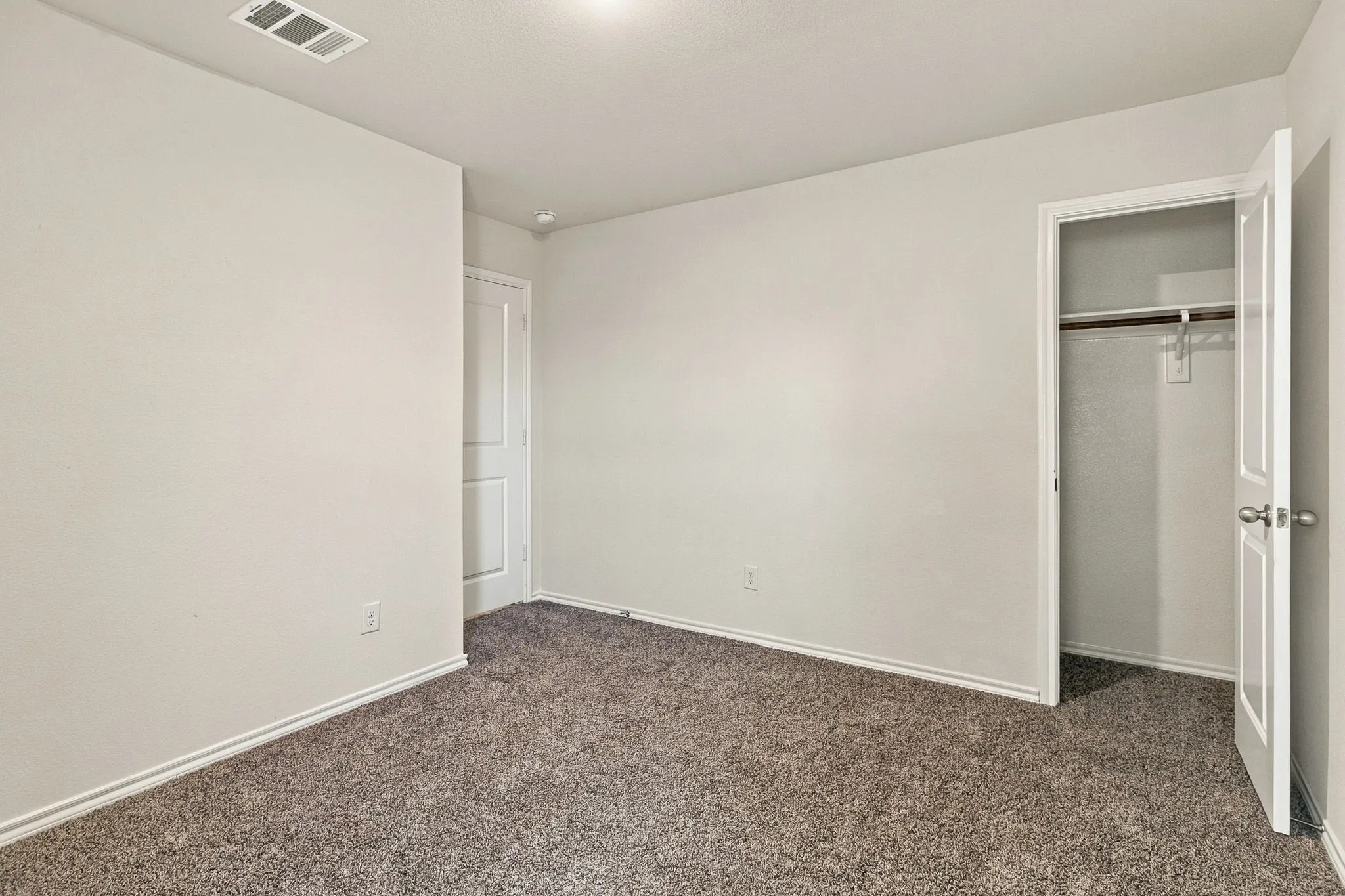 Single Family Residence For Sale in Kaufman County , 2310 Wisterwood Lane, Crandall, Texas 75114, 4 Bedroom, 3 Bathroom, 2 Garage spaces, 2,094 Sqft, built in 2020, mls#21394517, Real Estate Agent in Crandall, Homes For Sale in Kaufman county, Homes For Sale in Crandall, Realtor in Crandall Texas, Real Estate Brokerage Independent Realty Texas, Luminita Cordes Realtor