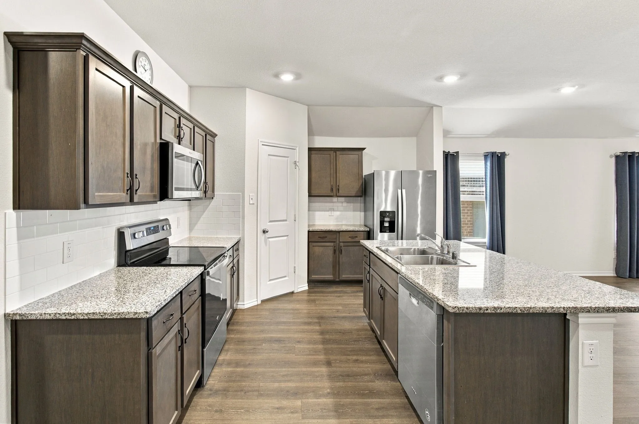 Single Family Residence For Sale in Kaufman County , 2310 Wisterwood Lane, Crandall, Texas 75114, 4 Bedroom, 3 Bathroom, 2 Garage spaces, 2,094 Sqft, built in 2020, mls#21394517, Real Estate Agent in Crandall, Homes For Sale in Kaufman county, Homes For Sale in Crandall, Realtor in Crandall Texas, Real Estate Brokerage Independent Realty Texas, Luminita Cordes Realtor