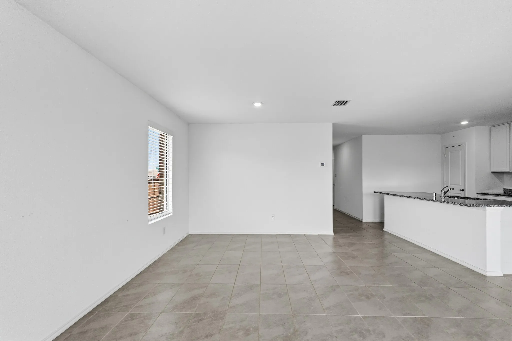 Single Family Residence For Rent in Denton County , 2804 Eppright Drive, Little Elm, Texas 75068, 4 Bedroom, 2 Bathroom, Garage spaces, 1,743 Sqft, built in 2023, mls#21403711, Real Estate Agent in Little Elm, Homes For Rent in Denton county, Homes For Rent in Little Elm, Realtor in Little Elm Texas, Real Estate Brokerage Independent Realty Texas, Luminita Cordes Realtor