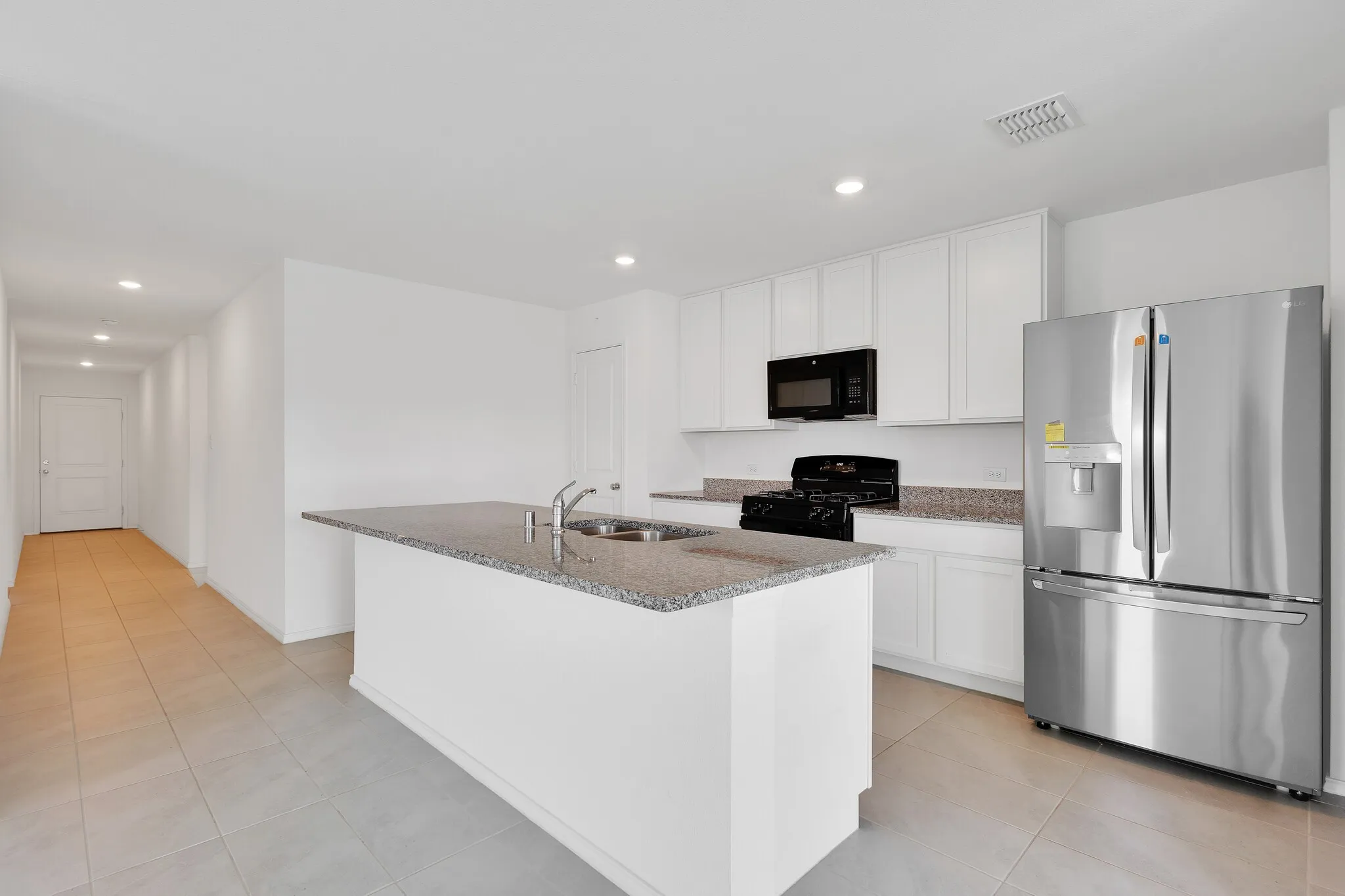 Single Family Residence For Rent in Denton County , 2804 Eppright Drive, Little Elm, Texas 75068, 4 Bedroom, 2 Bathroom, Garage spaces, 1,743 Sqft, built in 2023, mls#21403711, Real Estate Agent in Little Elm, Homes For Rent in Denton county, Homes For Rent in Little Elm, Realtor in Little Elm Texas, Real Estate Brokerage Independent Realty Texas, Luminita Cordes Realtor