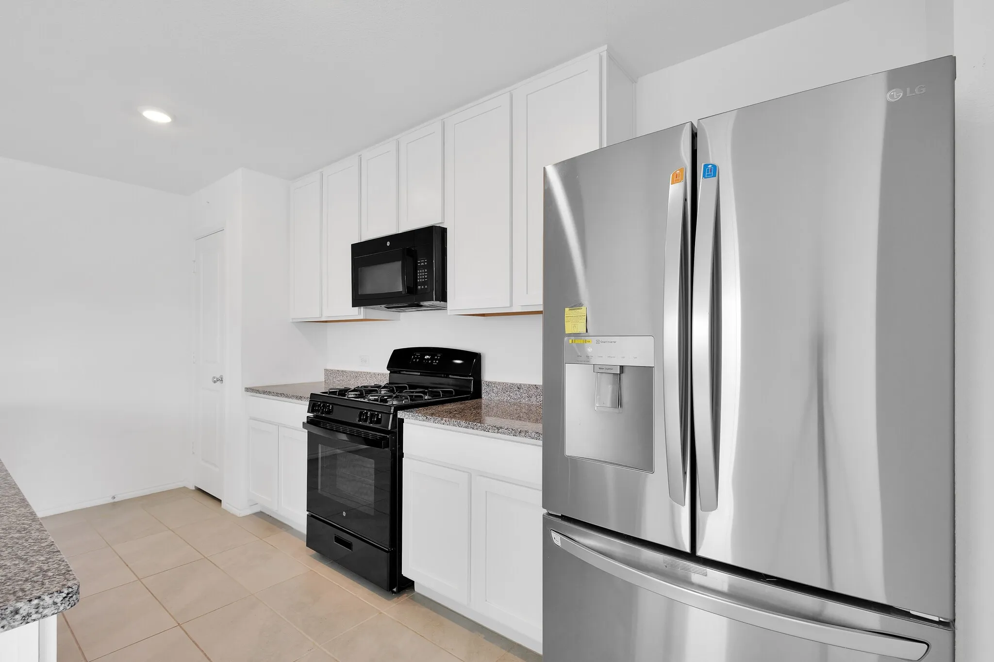 Single Family Residence For Rent in Denton County , 2804 Eppright Drive, Little Elm, Texas 75068, 4 Bedroom, 2 Bathroom, Garage spaces, 1,743 Sqft, built in 2023, mls#21403711, Real Estate Agent in Little Elm, Homes For Rent in Denton county, Homes For Rent in Little Elm, Realtor in Little Elm Texas, Real Estate Brokerage Independent Realty Texas, Luminita Cordes Realtor