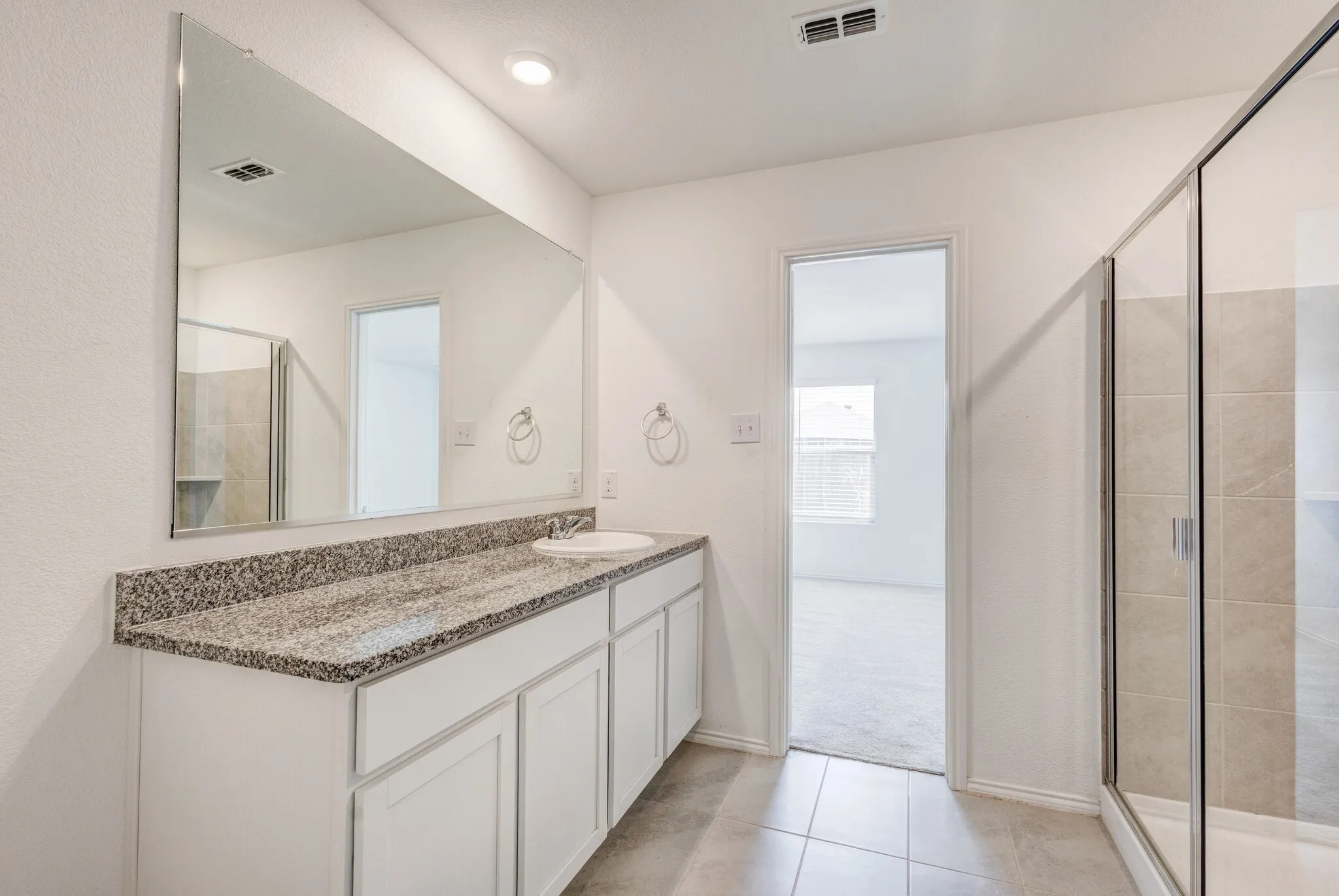 Single Family Residence For Rent in Denton County , 2804 Eppright Drive, Little Elm, Texas 75068, 4 Bedroom, 2 Bathroom, Garage spaces, 1,743 Sqft, built in 2023, mls#21403711, Real Estate Agent in Little Elm, Homes For Rent in Denton county, Homes For Rent in Little Elm, Realtor in Little Elm Texas, Real Estate Brokerage Independent Realty Texas, Luminita Cordes Realtor
