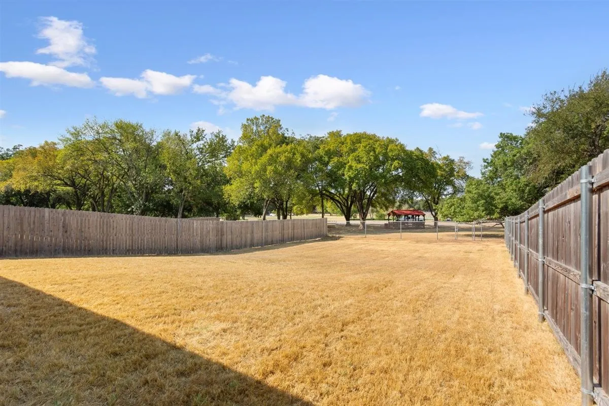 Single Family Residence For Sale in Mc Lennan County , 308 N Main Street, Mc Gregor, Texas 76657, 3 Bedroom, 2 Bathroom, 2 Garage spaces, 1,848 Sqft, built in 2023, mls#21404576, Real Estate Agent in Mc Gregor, Homes For Sale in Mc Lennan county, Homes For Sale in Mc Gregor, Realtor in Mc Gregor Texas, Real Estate Brokerage Independent Realty Texas, Luminita Cordes Realtor