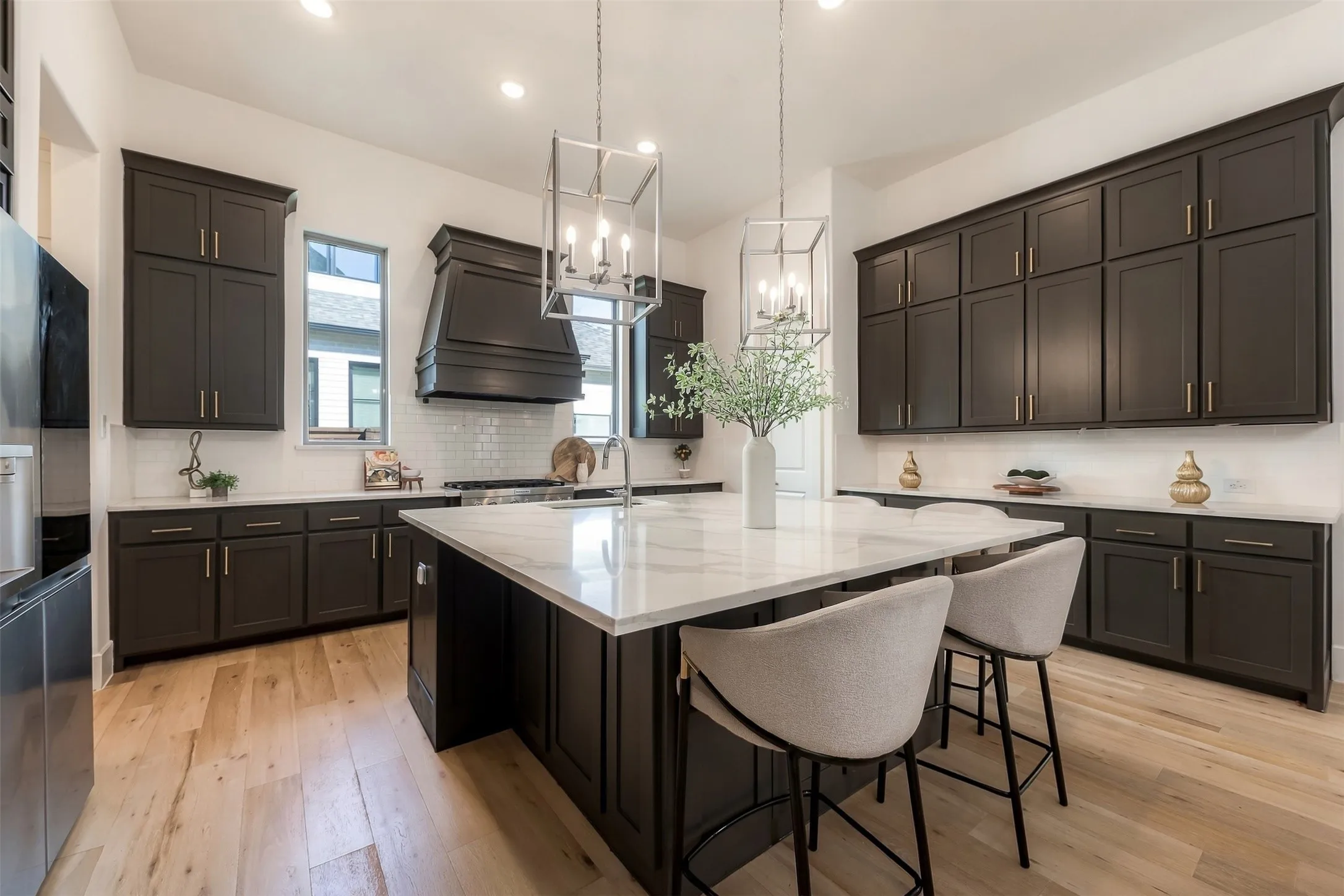 Single Family Residence For Sale in Denton County , 4671 Summerville Lane, Prosper, Texas 75078, 4 Bedroom, 5 Bathroom, 3 Garage spaces, 3,853 Sqft, built in 2022, mls#21405407, Real Estate Agent in Prosper, Homes For Sale in Denton county, Homes For Sale in Prosper, Realtor in Prosper Texas, Real Estate Brokerage Independent Realty Texas, Luminita Cordes Realtor