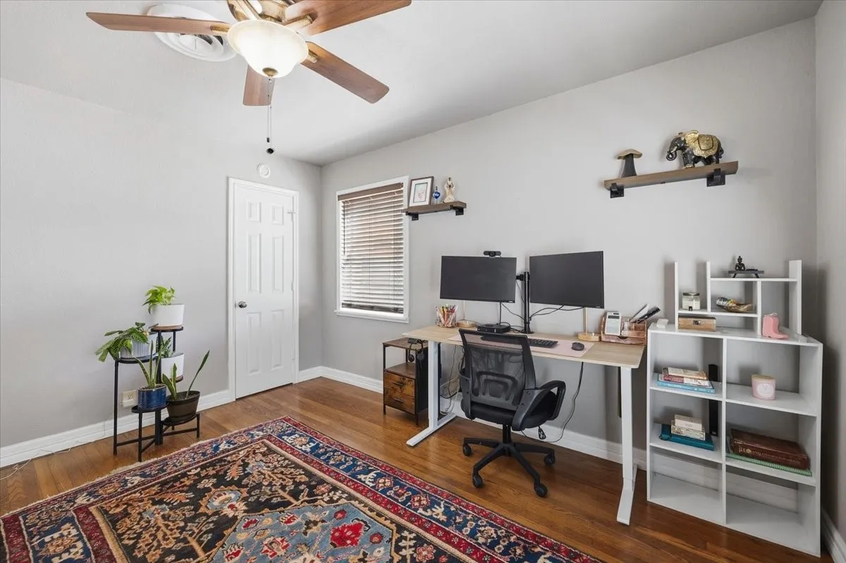 Single Family Residence For Sale in Tarrant County , 3520 South Drive, Fort Worth, Texas 76109, 3 Bedroom, 2 Bathroom, Garage spaces, 1,855 Sqft, built in 1950, mls#21405974, Real Estate Agent in Fort Worth, Homes For Sale in Tarrant county, Homes For Sale in Fort Worth, Realtor in Fort Worth Texas, Real Estate Brokerage Independent Realty Texas, Luminita Cordes Realtor