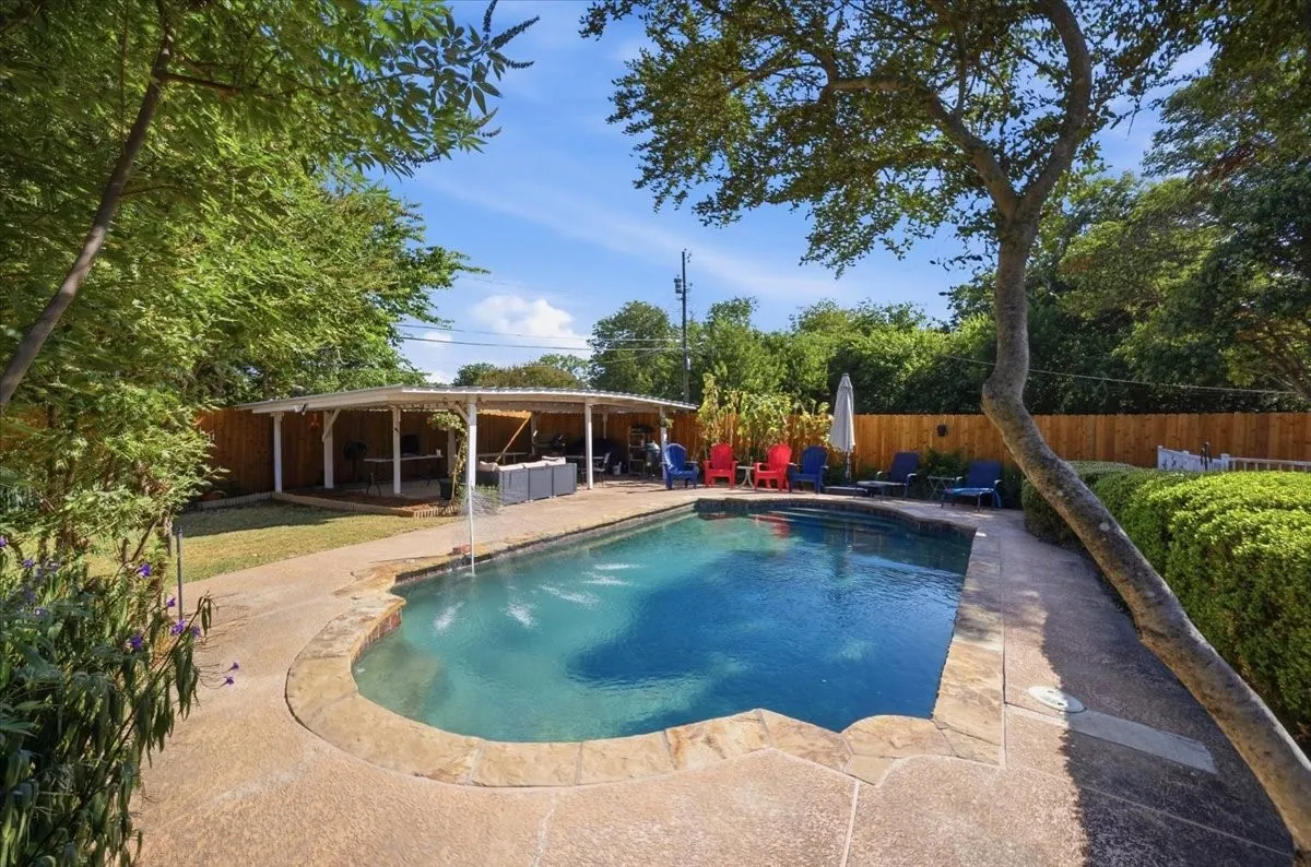 Single Family Residence For Sale in Tarrant County , 3520 South Drive, Fort Worth, Texas 76109, 3 Bedroom, 2 Bathroom, Garage spaces, 1,855 Sqft, built in 1950, mls#21405974, Real Estate Agent in Fort Worth, Homes For Sale in Tarrant county, Homes For Sale in Fort Worth, Realtor in Fort Worth Texas, Real Estate Brokerage Independent Realty Texas, Luminita Cordes Realtor