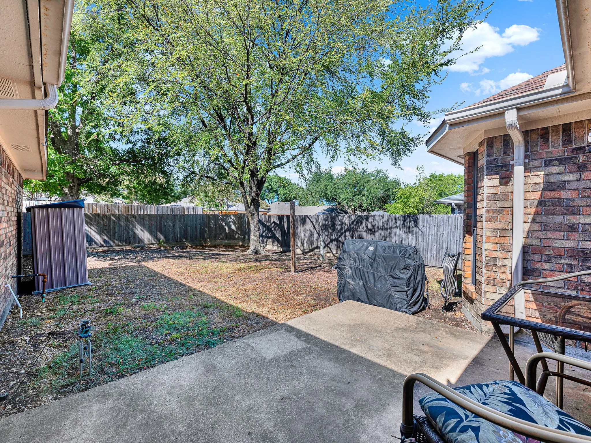 Single Family Residence For Sale in Dallas County , 3419 Orchid Lane, Rowlett, Texas 75089, 3 Bedroom, 2 Bathroom, 2 Garage spaces, 1,906 Sqft, built in 1986, mls#21398570, Real Estate Agent in Rowlett, Homes For Sale in Dallas county, Homes For Sale in Rowlett, Realtor in Rowlett Texas, Real Estate Brokerage Independent Realty Texas, Luminita Cordes Realtor