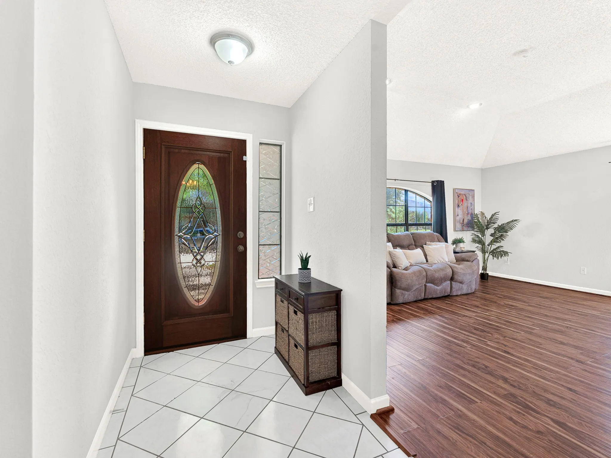 Single Family Residence For Sale in Dallas County , 3419 Orchid Lane, Rowlett, Texas 75089, 3 Bedroom, 2 Bathroom, 2 Garage spaces, 1,906 Sqft, built in 1986, mls#21398570, Real Estate Agent in Rowlett, Homes For Sale in Dallas county, Homes For Sale in Rowlett, Realtor in Rowlett Texas, Real Estate Brokerage Independent Realty Texas, Luminita Cordes Realtor