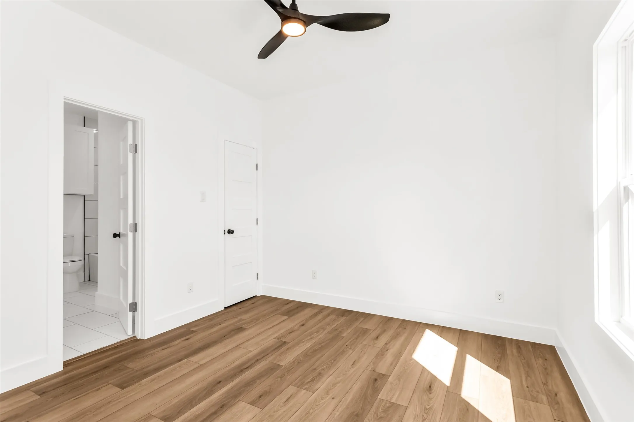 Single Family Residence For Rent in Ellis County , 300 Henry Street, Waxahachie, Texas 75165, 3 Bedroom, 3 Bathroom, Garage spaces, 1,500 Sqft, built in 2026, mls#21405316, Real Estate Agent in Waxahachie, Homes For Rent in Ellis county, Homes For Rent in Waxahachie, Realtor in Waxahachie Texas, Real Estate Brokerage Independent Realty Texas, Luminita Cordes Realtor