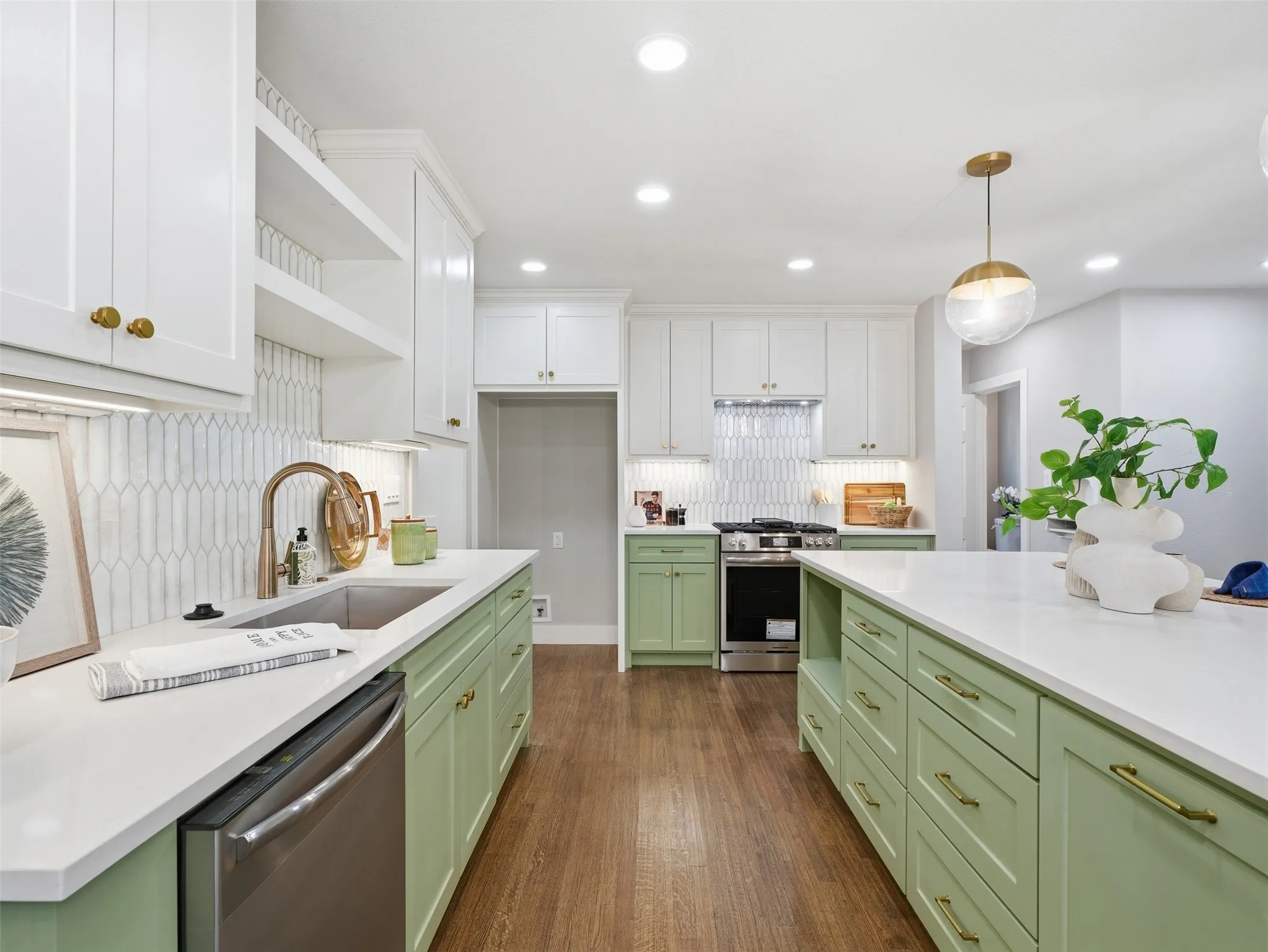 Single Family Residence For Sale