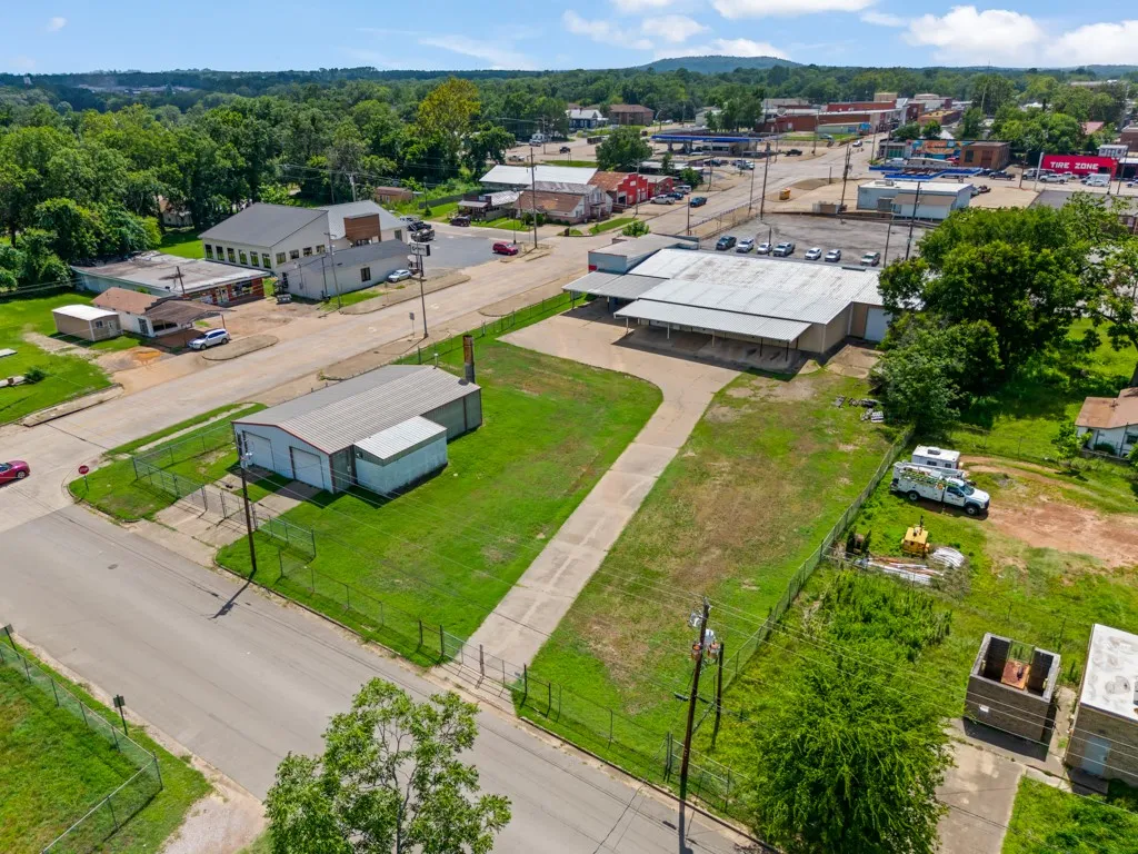 Warehouse For Sale in Upshur County , 414 E Marshall Street, Gilmer, Texas 75644, 0, 0, Garage spaces, 0 Sqft, built in 1991, mls#21406180, Real Estate Agent in Gilmer, Homes For Sale in Upshur county, Homes For Sale in Gilmer, Realtor in Gilmer Texas, Real Estate Brokerage Independent Realty Texas, Luminita Cordes Realtor