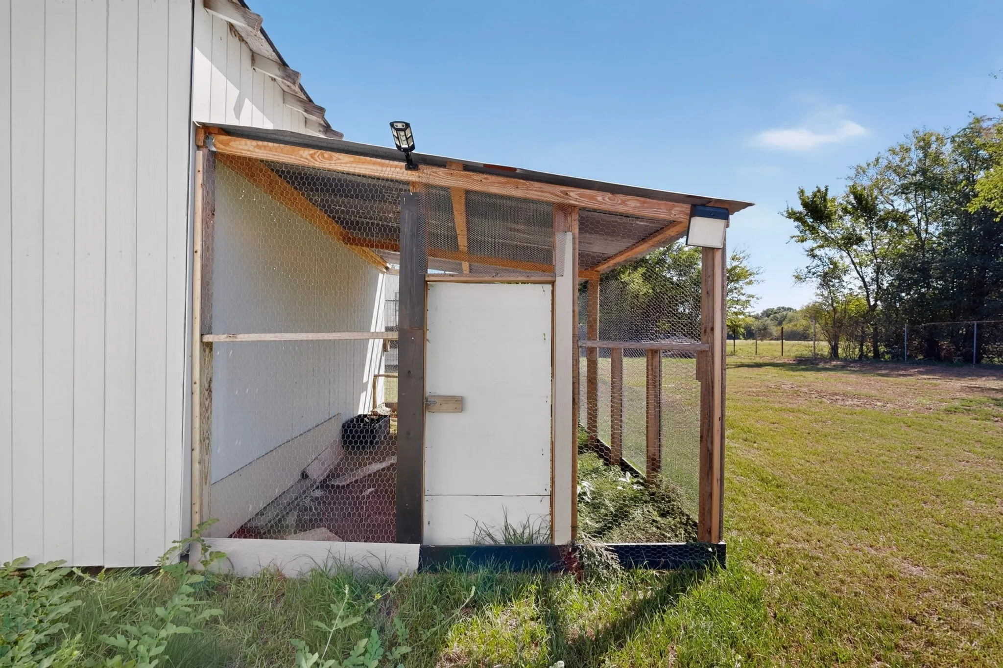 Manufactured Home For Sale in Henderson County , 15825 Wingham Road, Caney City, Texas 75148, 4 Bedroom, 2 Bathroom, Garage spaces, 1,680 Sqft, built in 2006, mls#21406155, Real Estate Agent in Caney City, Homes For Sale in Henderson county, Homes For Sale in Caney City, Realtor in Caney City Texas, Real Estate Brokerage Independent Realty Texas, Luminita Cordes Realtor