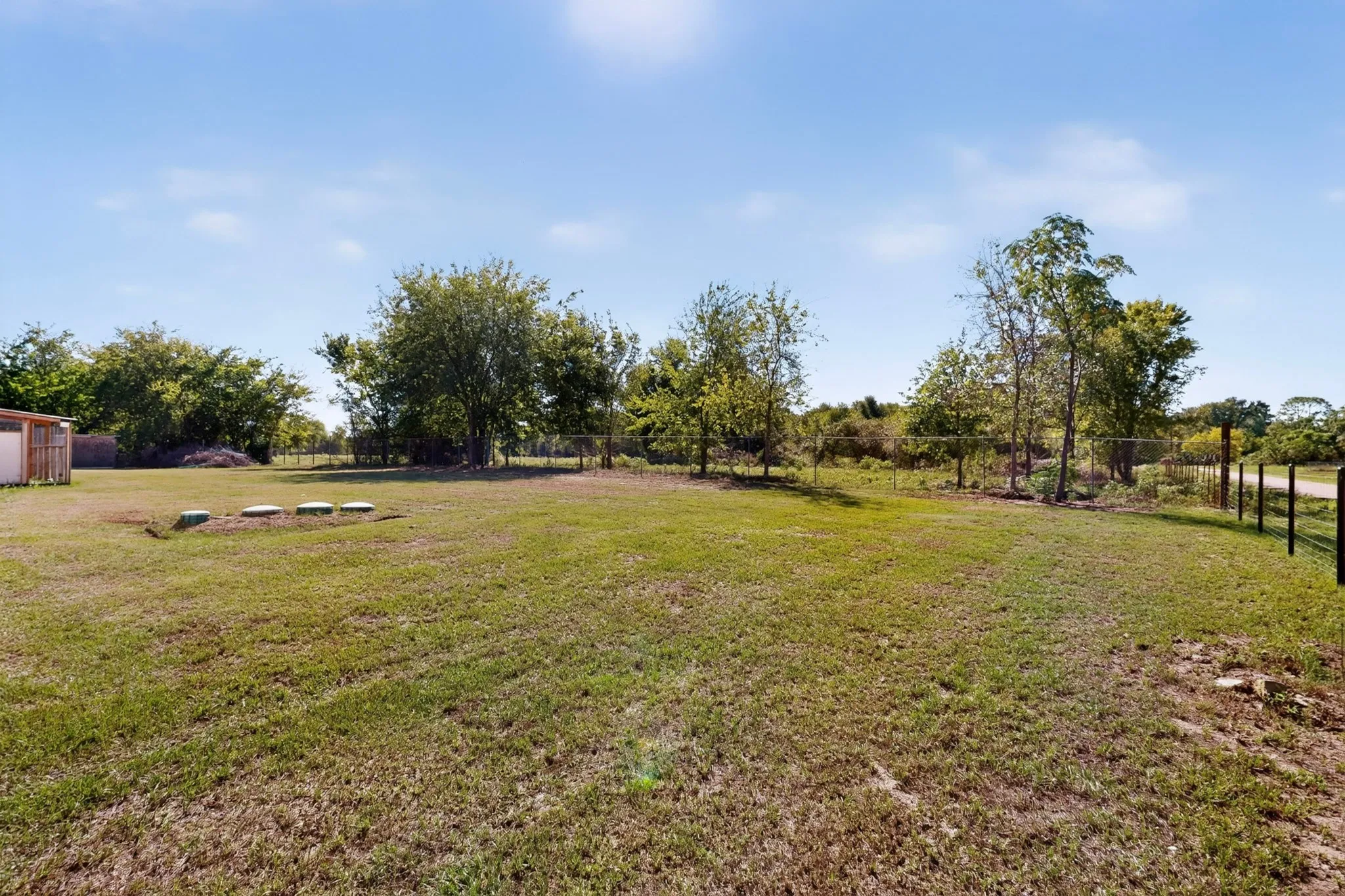 Manufactured Home For Sale in Henderson County , 15825 Wingham Road, Caney City, Texas 75148, 4 Bedroom, 2 Bathroom, Garage spaces, 1,680 Sqft, built in 2006, mls#21406155, Real Estate Agent in Caney City, Homes For Sale in Henderson county, Homes For Sale in Caney City, Realtor in Caney City Texas, Real Estate Brokerage Independent Realty Texas, Luminita Cordes Realtor