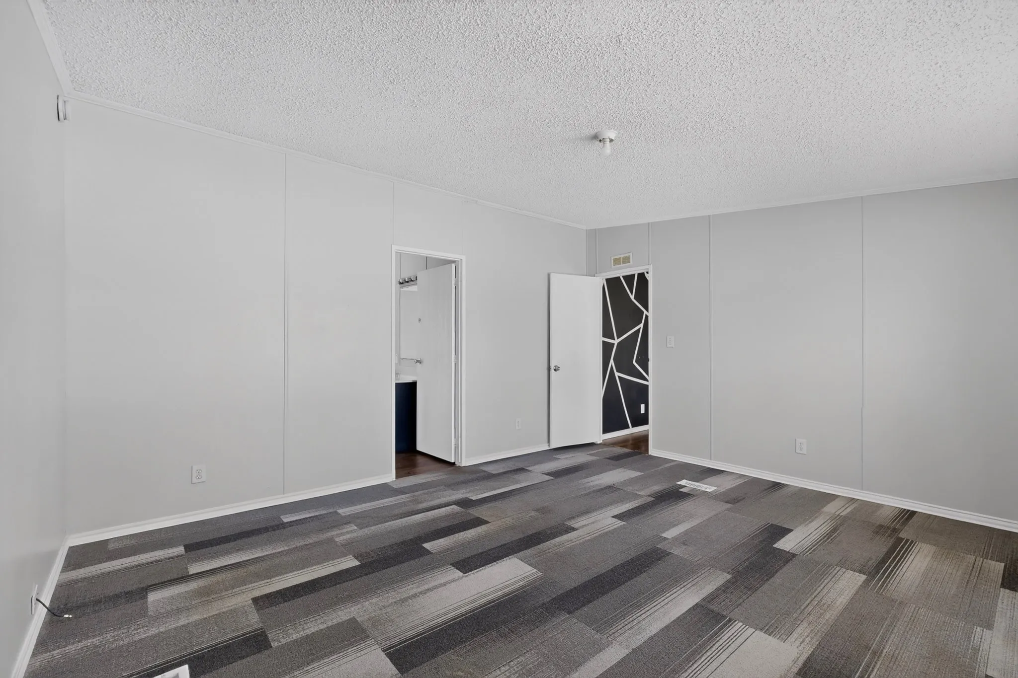 Manufactured Home For Sale in Henderson County , 15825 Wingham Road, Caney City, Texas 75148, 4 Bedroom, 2 Bathroom, Garage spaces, 1,680 Sqft, built in 2006, mls#21406155, Real Estate Agent in Caney City, Homes For Sale in Henderson county, Homes For Sale in Caney City, Realtor in Caney City Texas, Real Estate Brokerage Independent Realty Texas, Luminita Cordes Realtor