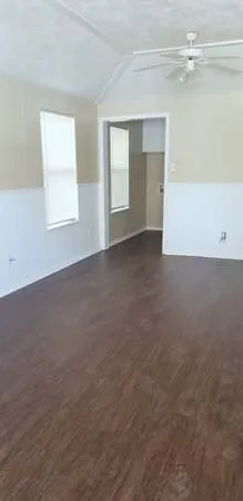 Duplex For Rent in Ellis County , 105 E Tyler Street A, Ennis, Texas 75119, 2 Bedroom, 1 Bathroom, Garage spaces, 1,488 Sqft, built in 1984, mls#21406187, Real Estate Agent in Ennis, Homes For Rent in Ellis county, Homes For Rent in Ennis, Realtor in Ennis Texas, Real Estate Brokerage Independent Realty Texas, Luminita Cordes Realtor