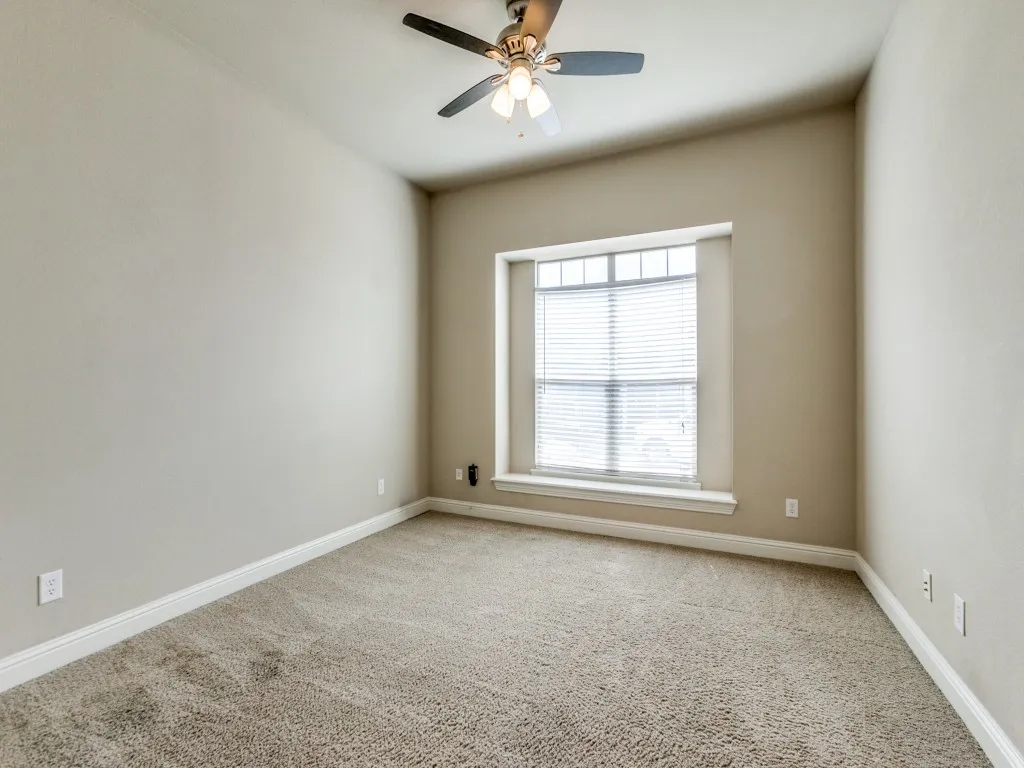 Townhouse For Rent in Collin County , 1620 Carpenter Drive, Plano, Texas 75074, 3 Bedroom, 3 Bathroom, 2 Garage spaces, 2,279 Sqft, built in 2009, mls#21406186, Real Estate Agent in Plano, Homes For Rent in Collin county, Homes For Rent in Plano, Realtor in Plano Texas, Real Estate Brokerage Independent Realty Texas, Luminita Cordes Realtor