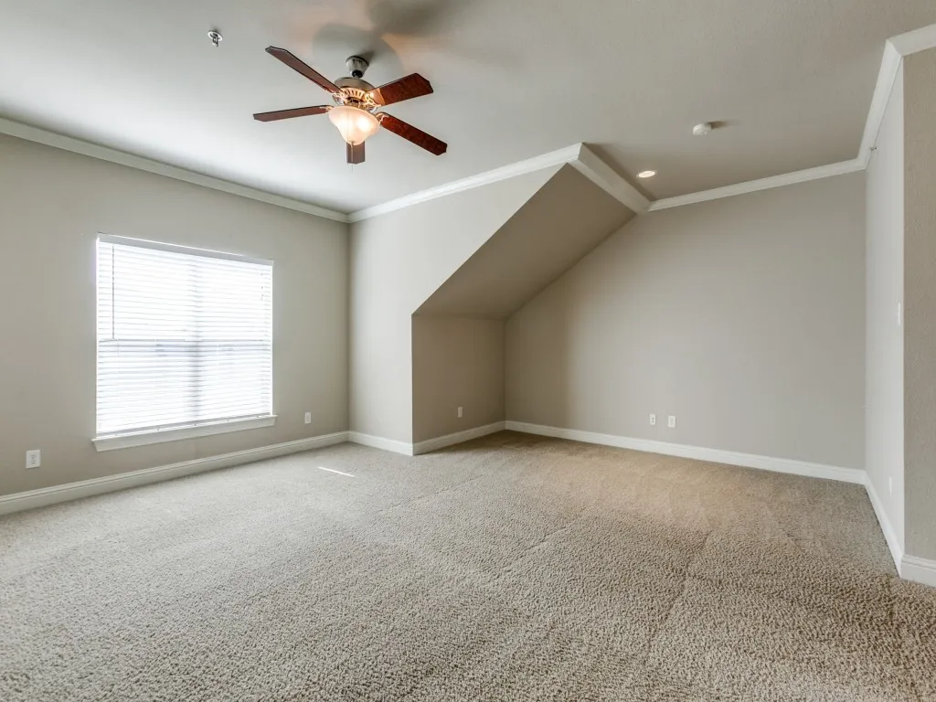 Townhouse For Rent in Collin County , 1620 Carpenter Drive, Plano, Texas 75074, 3 Bedroom, 3 Bathroom, 2 Garage spaces, 2,279 Sqft, built in 2009, mls#21406186, Real Estate Agent in Plano, Homes For Rent in Collin county, Homes For Rent in Plano, Realtor in Plano Texas, Real Estate Brokerage Independent Realty Texas, Luminita Cordes Realtor