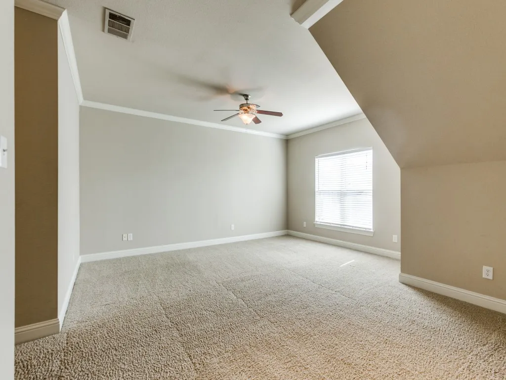 Townhouse For Rent in Collin County , 1620 Carpenter Drive, Plano, Texas 75074, 3 Bedroom, 3 Bathroom, 2 Garage spaces, 2,279 Sqft, built in 2009, mls#21406186, Real Estate Agent in Plano, Homes For Rent in Collin county, Homes For Rent in Plano, Realtor in Plano Texas, Real Estate Brokerage Independent Realty Texas, Luminita Cordes Realtor