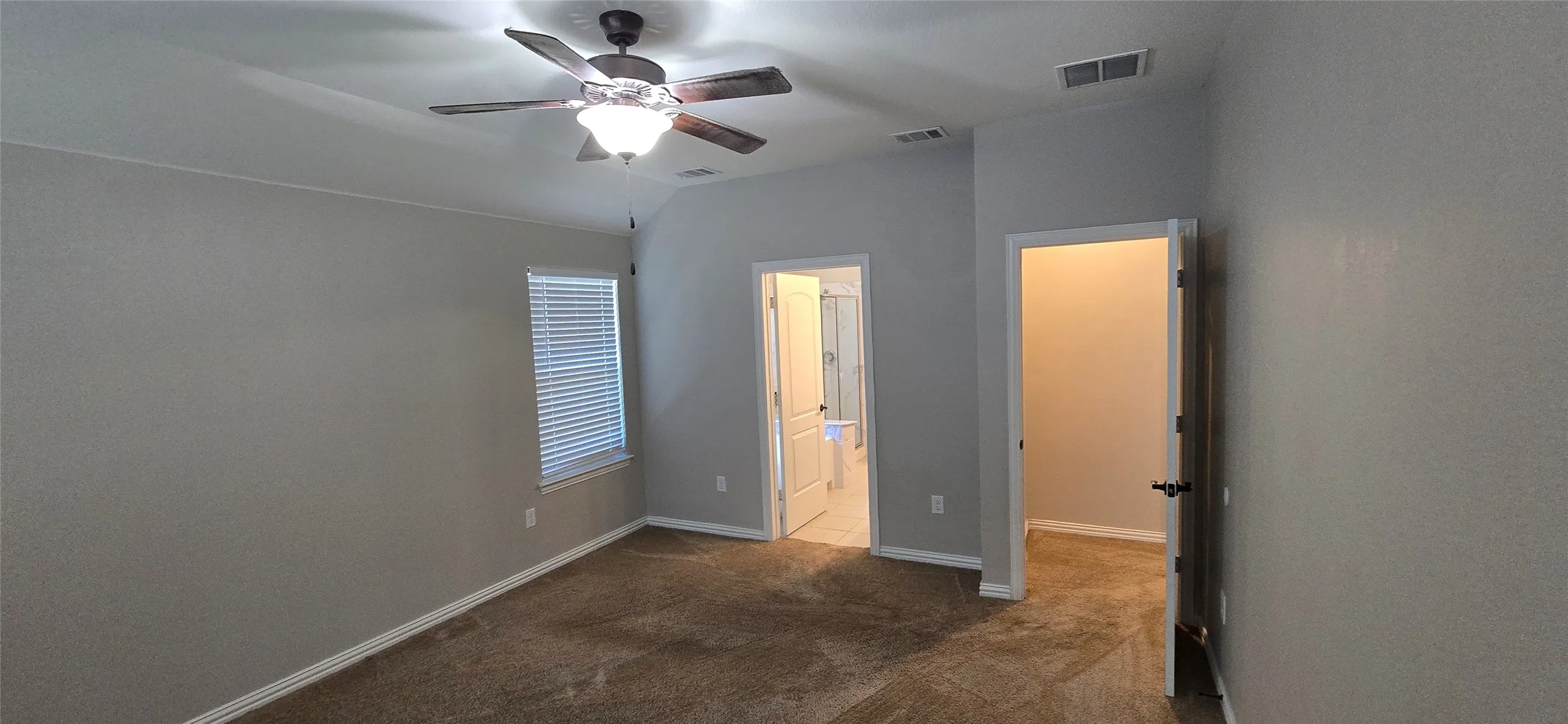 Single Family Residence For Sale in Johnson County , 2516 Linwood Drive, Mansfield, Texas 76084, 4 Bedroom, 2 Bathroom, 2 Garage spaces, 1,965 Sqft, built in 2018, mls#21406035, Real Estate Agent in Mansfield, Homes For Sale in Johnson county, Homes For Sale in Mansfield, Realtor in Mansfield Texas, Real Estate Brokerage Independent Realty Texas, Luminita Cordes Realtor