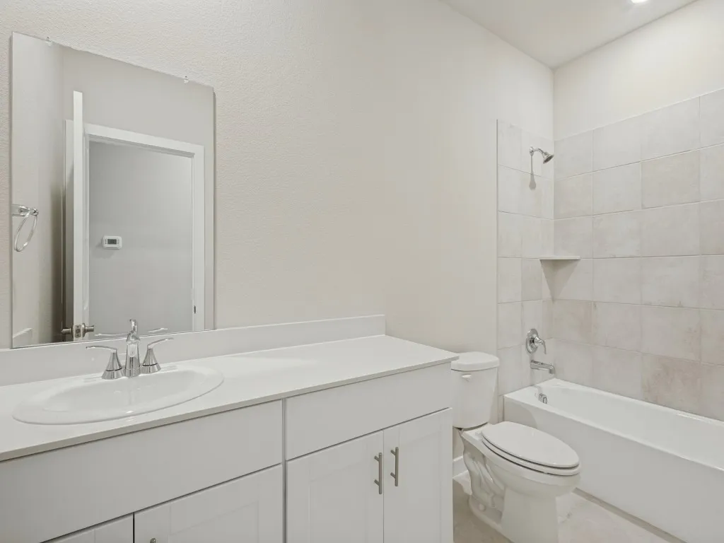 Spacious secondary bath