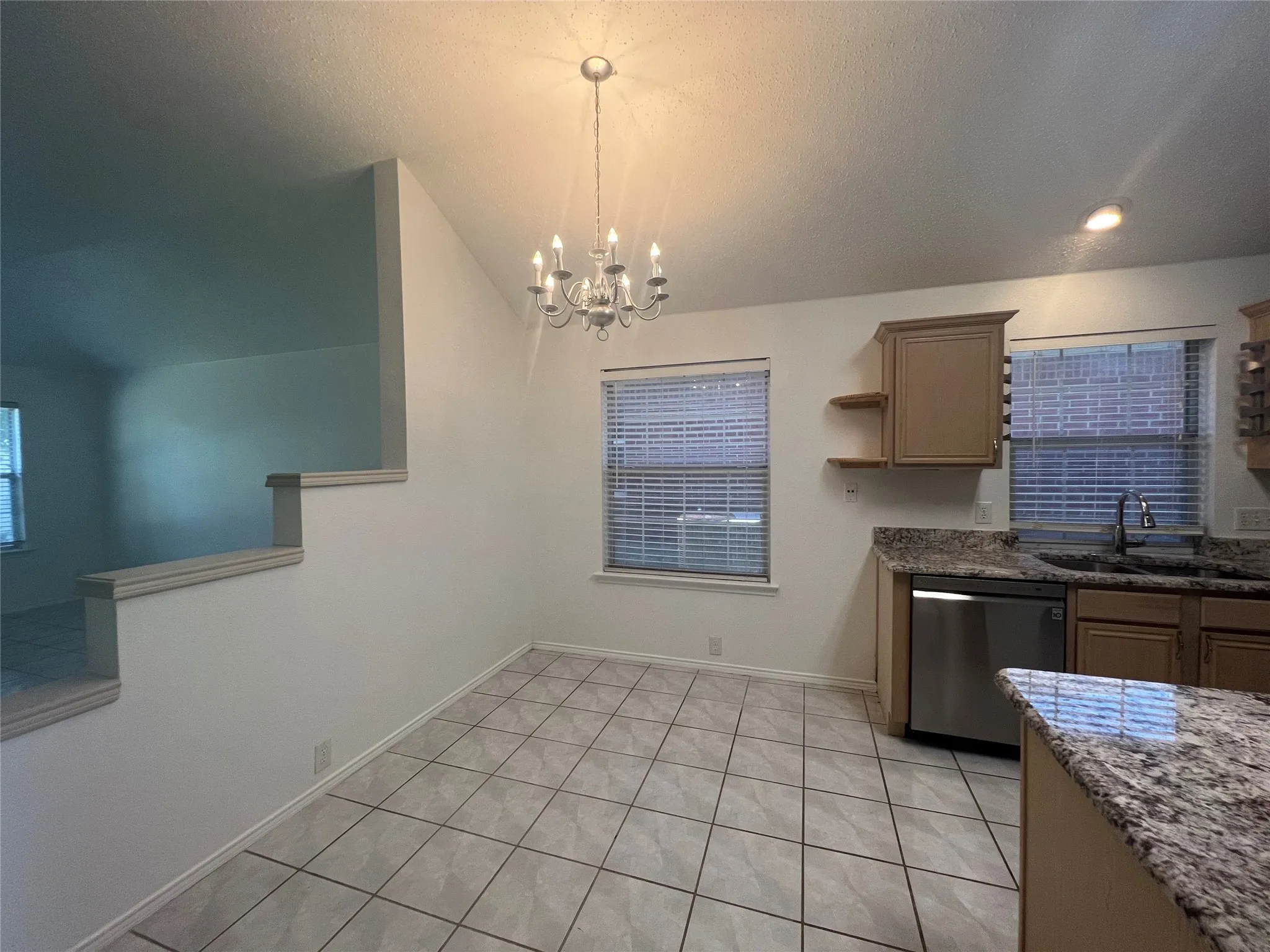 Single Family Residence For Rent in Tarrant County , 8059 Raleigh Court, Fort Worth, Texas 76123, 3 Bedroom, 2 Bathroom, Garage spaces, 1,865 Sqft, built in 1998, mls#21406203, Real Estate Agent in Fort Worth, Homes For Rent in Tarrant county, Homes For Rent in Fort Worth, Realtor in Fort Worth Texas, Real Estate Brokerage Independent Realty Texas, Luminita Cordes Realtor