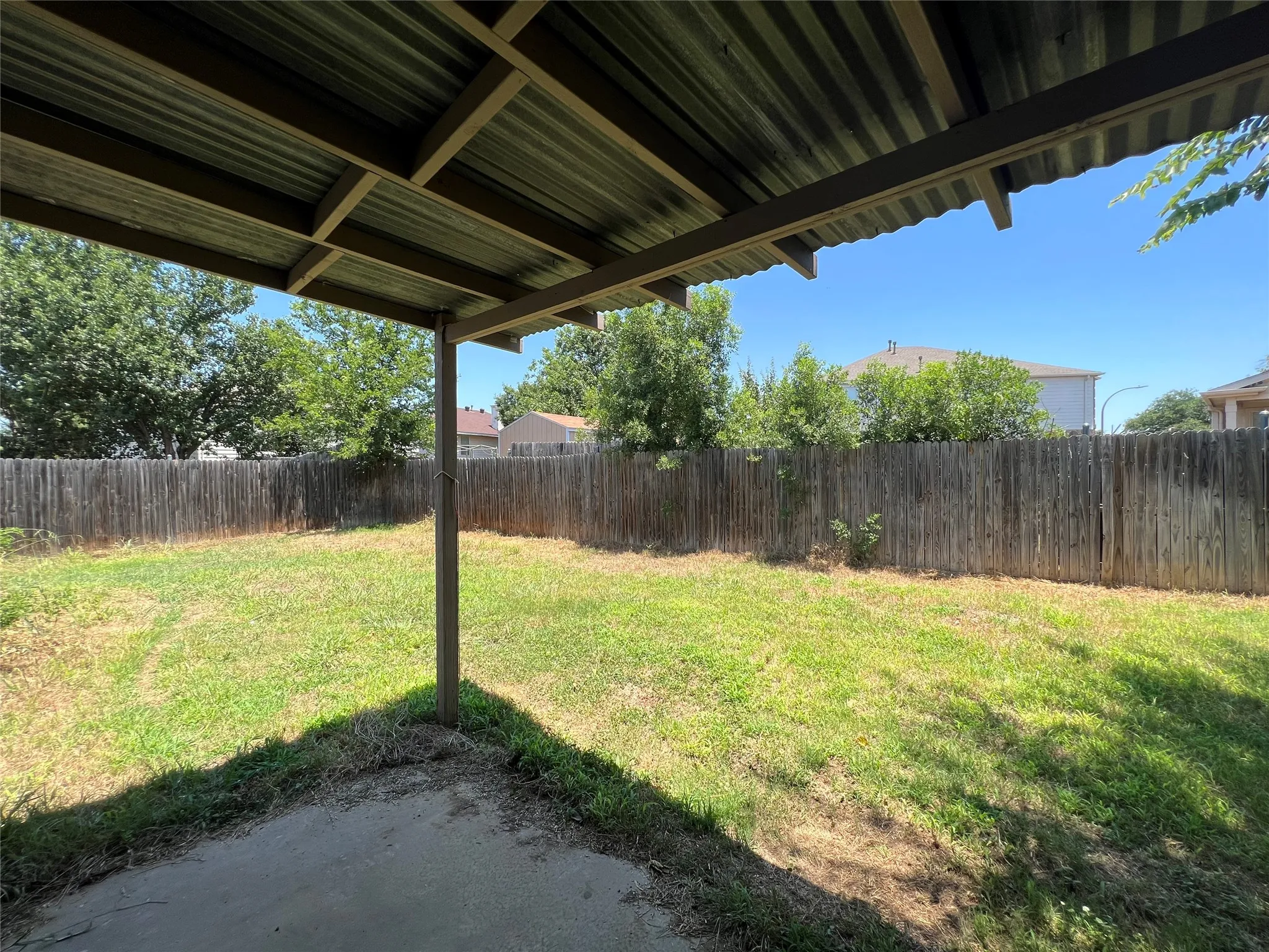 Single Family Residence For Rent in Tarrant County , 8059 Raleigh Court, Fort Worth, Texas 76123, 3 Bedroom, 2 Bathroom, Garage spaces, 1,865 Sqft, built in 1998, mls#21406203, Real Estate Agent in Fort Worth, Homes For Rent in Tarrant county, Homes For Rent in Fort Worth, Realtor in Fort Worth Texas, Real Estate Brokerage Independent Realty Texas, Luminita Cordes Realtor