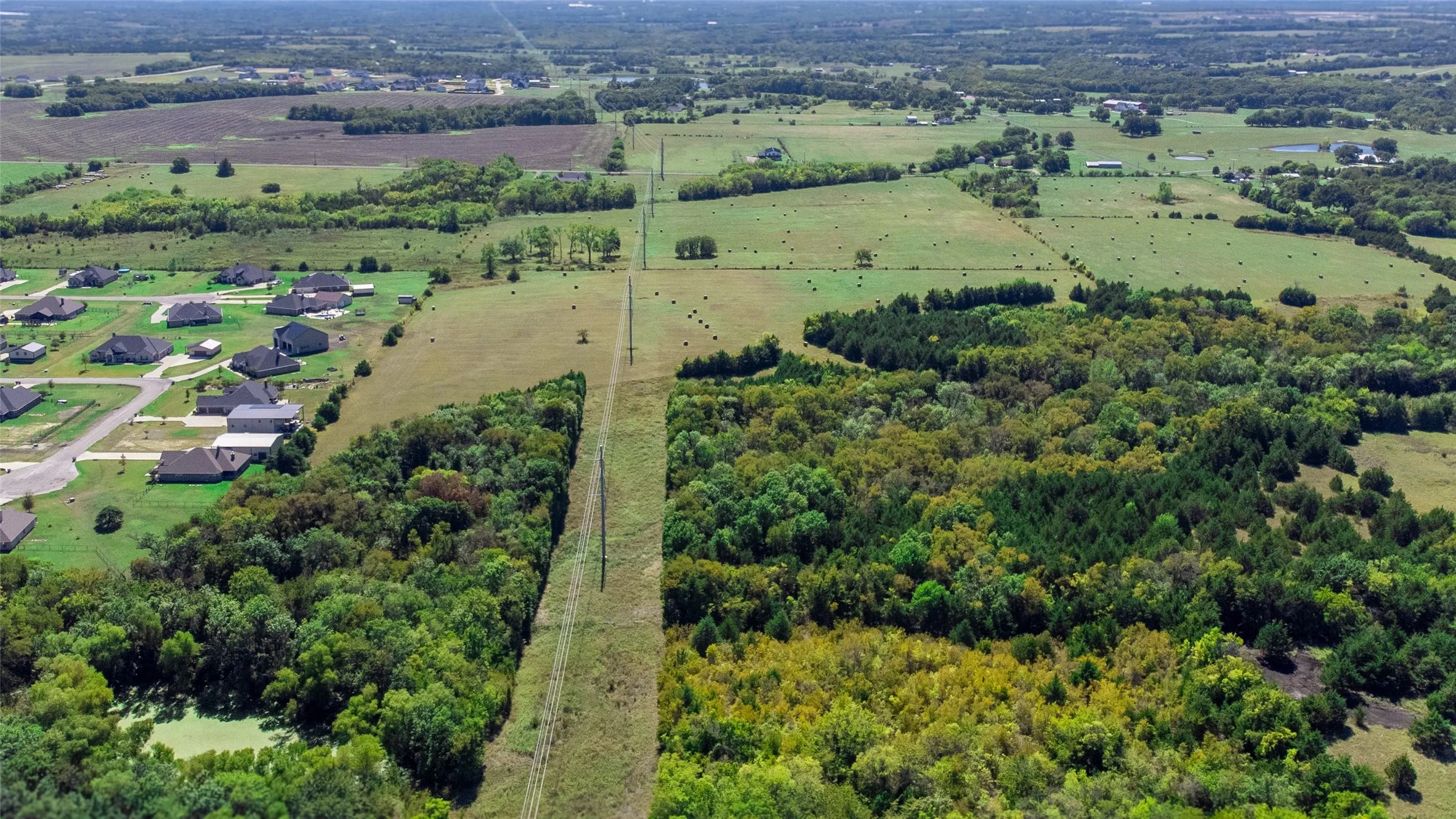 Unimproved Land For Sale in Grayson County , 62.48 AC County Road 218, Van Alstyne, Texas 75495, 0, 0, Garage spaces, 0 Sqft, built in 2003, mls#21406192, Real Estate Agent in Van Alstyne, Homes For Sale in Grayson county, Homes For Sale in Van Alstyne, Realtor in Van Alstyne Texas, Real Estate Brokerage Independent Realty Texas, Luminita Cordes Realtor
