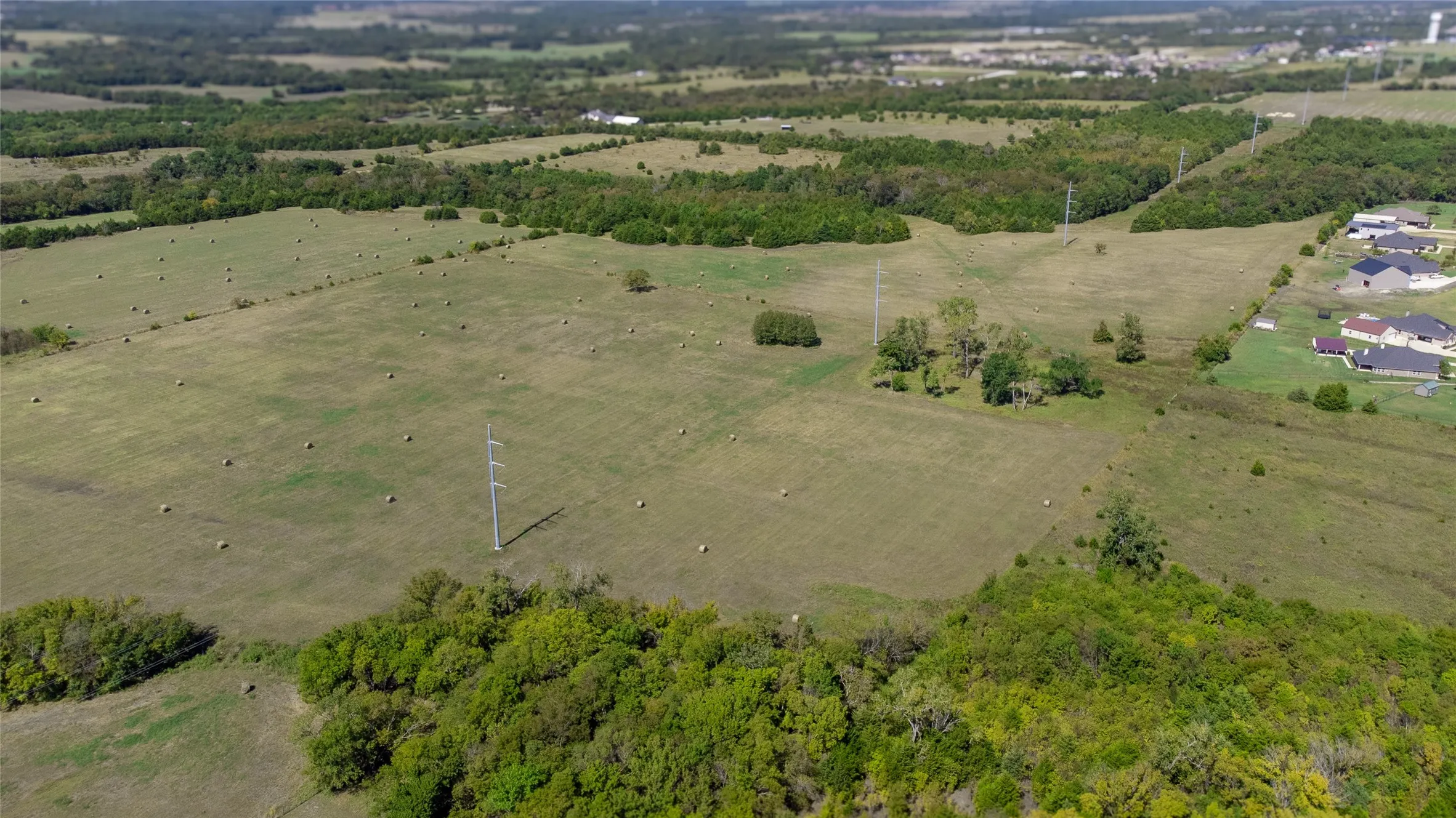 Unimproved Land For Sale in Grayson County , 62.48 AC County Road 218, Van Alstyne, Texas 75495, 0, 0, Garage spaces, 0 Sqft, built in 2003, mls#21406192, Real Estate Agent in Van Alstyne, Homes For Sale in Grayson county, Homes For Sale in Van Alstyne, Realtor in Van Alstyne Texas, Real Estate Brokerage Independent Realty Texas, Luminita Cordes Realtor