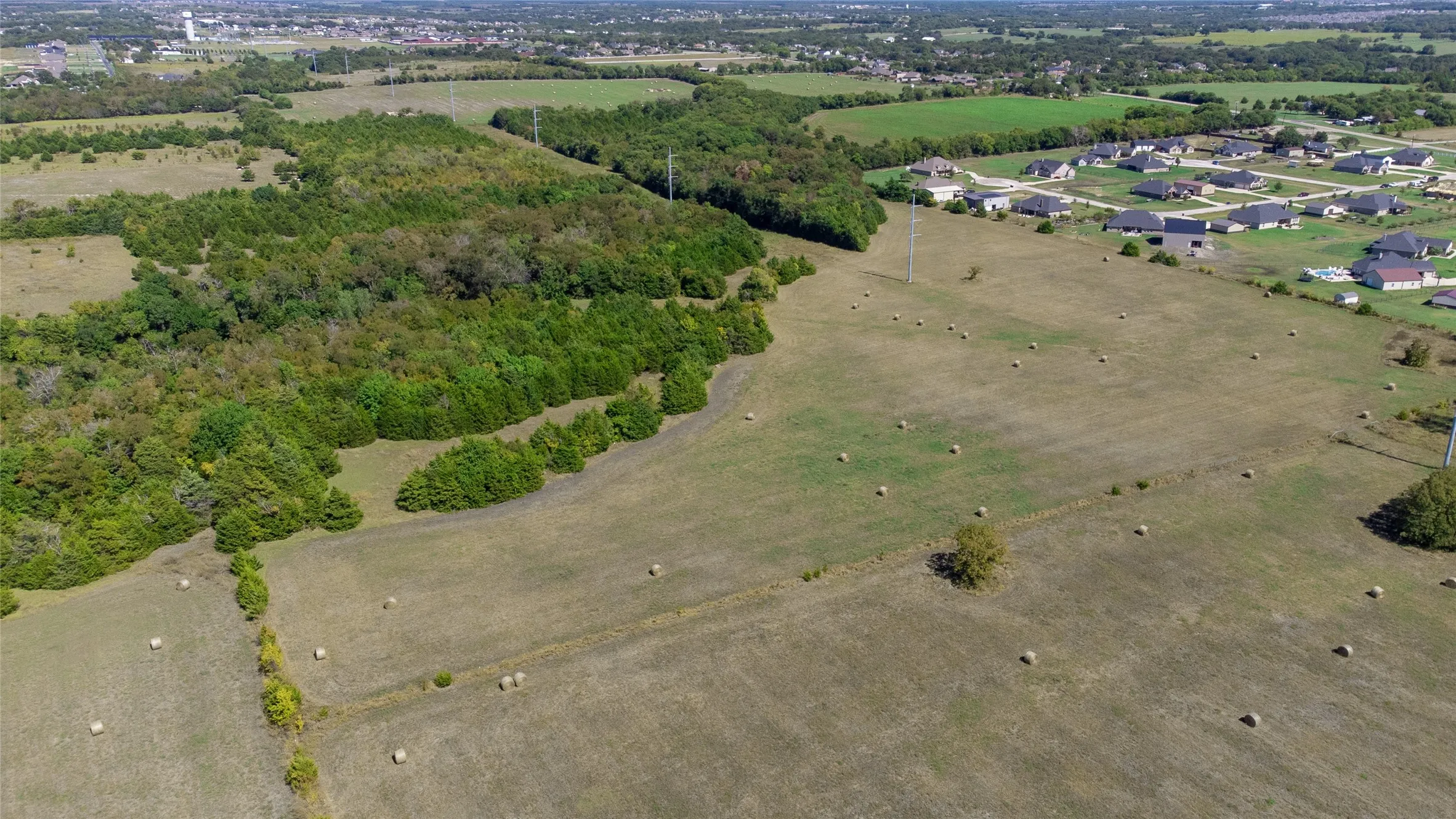Unimproved Land For Sale in Grayson County , 62.48 AC County Road 218, Van Alstyne, Texas 75495, 0, 0, Garage spaces, 0 Sqft, built in 2003, mls#21406192, Real Estate Agent in Van Alstyne, Homes For Sale in Grayson county, Homes For Sale in Van Alstyne, Realtor in Van Alstyne Texas, Real Estate Brokerage Independent Realty Texas, Luminita Cordes Realtor