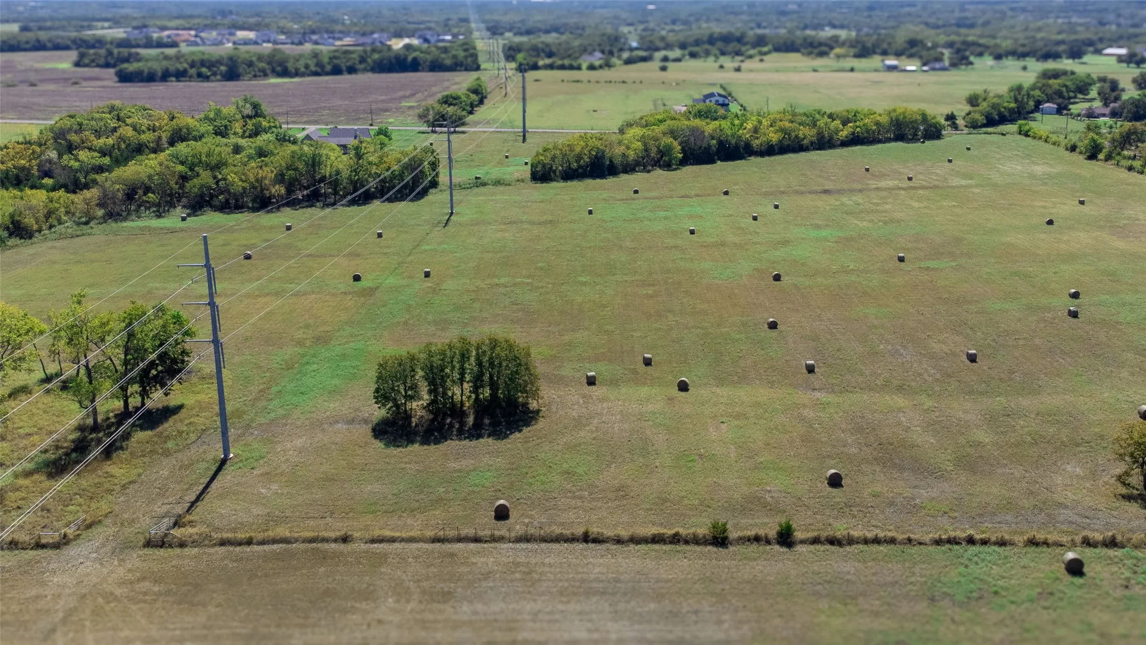Unimproved Land For Sale in Grayson County , 62.48 AC County Road 218, Van Alstyne, Texas 75495, 0, 0, Garage spaces, 0 Sqft, built in 2003, mls#21406192, Real Estate Agent in Van Alstyne, Homes For Sale in Grayson county, Homes For Sale in Van Alstyne, Realtor in Van Alstyne Texas, Real Estate Brokerage Independent Realty Texas, Luminita Cordes Realtor