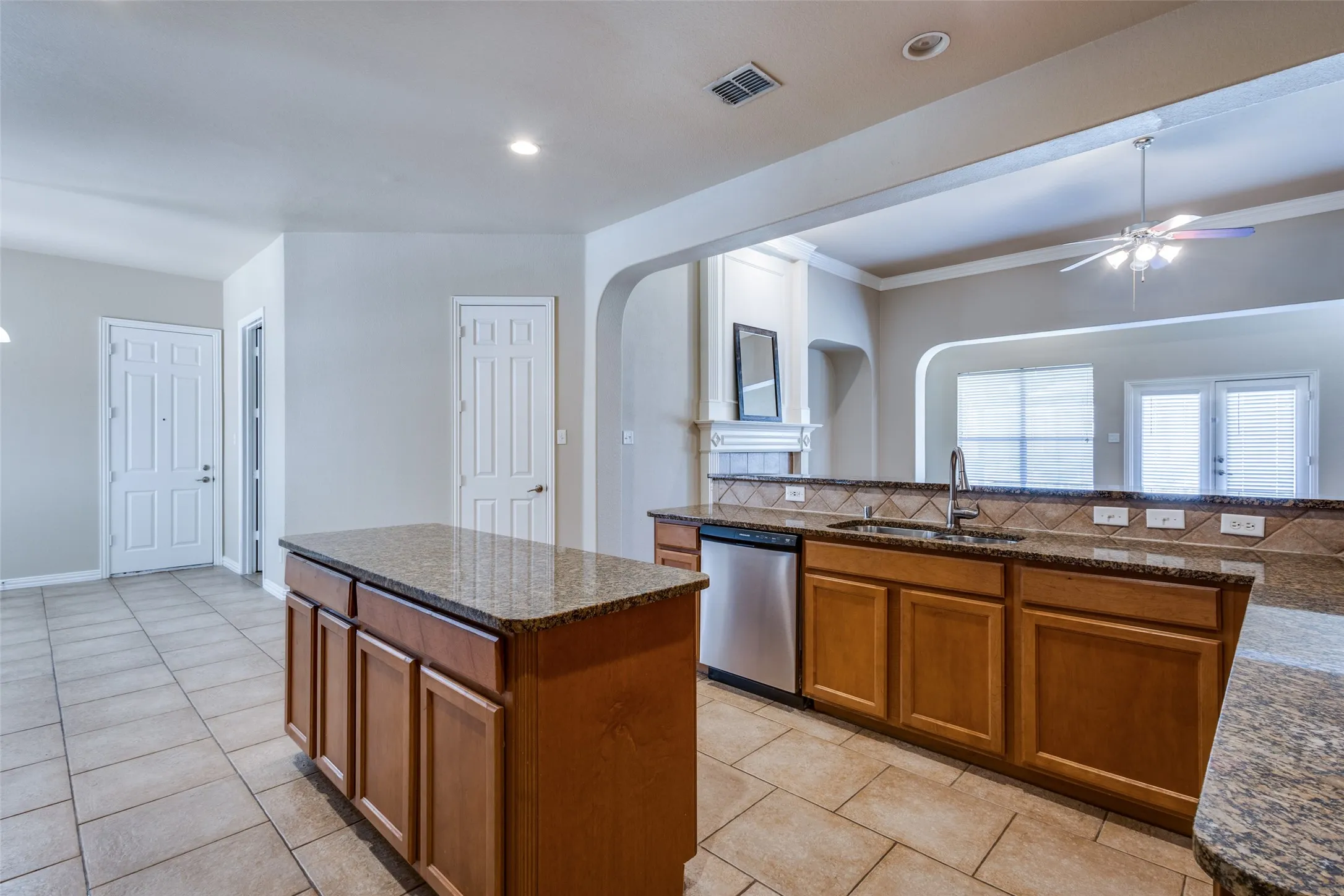 Single Family Residence For Rent in Collin County , 7204 Meredith Court, Mc Kinney, Texas 75071, 4 Bedroom, 3 Bathroom, 3 Garage spaces, 3,933 Sqft, built in 2005, mls#21400657, Real Estate Agent in Mc Kinney, Homes For Rent in Collin county, Homes For Rent in Mc Kinney, Realtor in Mc Kinney Texas, Real Estate Brokerage Independent Realty Texas, Luminita Cordes Realtor