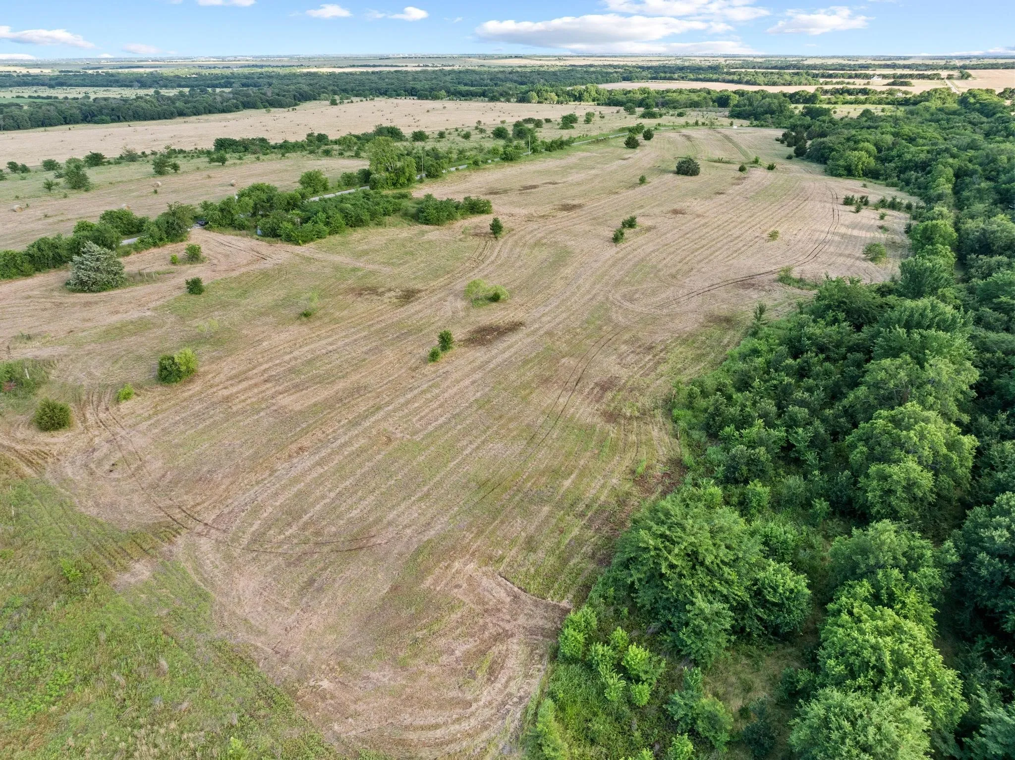 Unimproved Land For Sale in Grayson County , 24.95 acres Mc Farlin Road, Collinsville, Texas 76233, 0, 0, Garage spaces, 0 Sqft, built in 0, mls#21405780, Real Estate Agent in Collinsville, Homes For Sale in Grayson county, Homes For Sale in Collinsville, Realtor in Collinsville Texas, Real Estate Brokerage Independent Realty Texas, Luminita Cordes Realtor