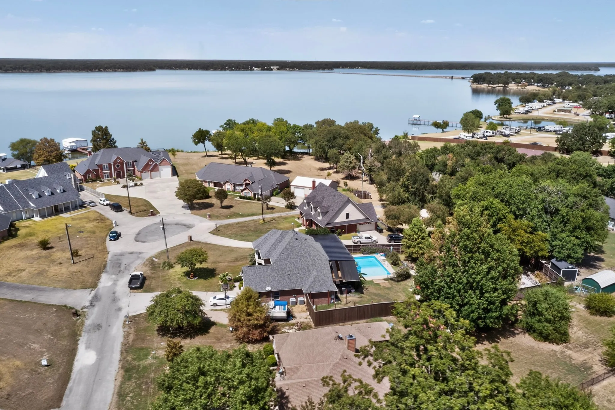 Single Family Residence For Sale in Hunt County , 10547 Kitsee Knoll Way, Quinlan, Texas 75474, 5 Bedroom, 3 Bathroom, 2 Garage spaces, 2,825 Sqft, built in 2002, mls#21406207, Real Estate Agent in Quinlan, Homes For Sale in Hunt county, Homes For Sale in Quinlan, Realtor in Quinlan Texas, Real Estate Brokerage Independent Realty Texas, Luminita Cordes Realtor