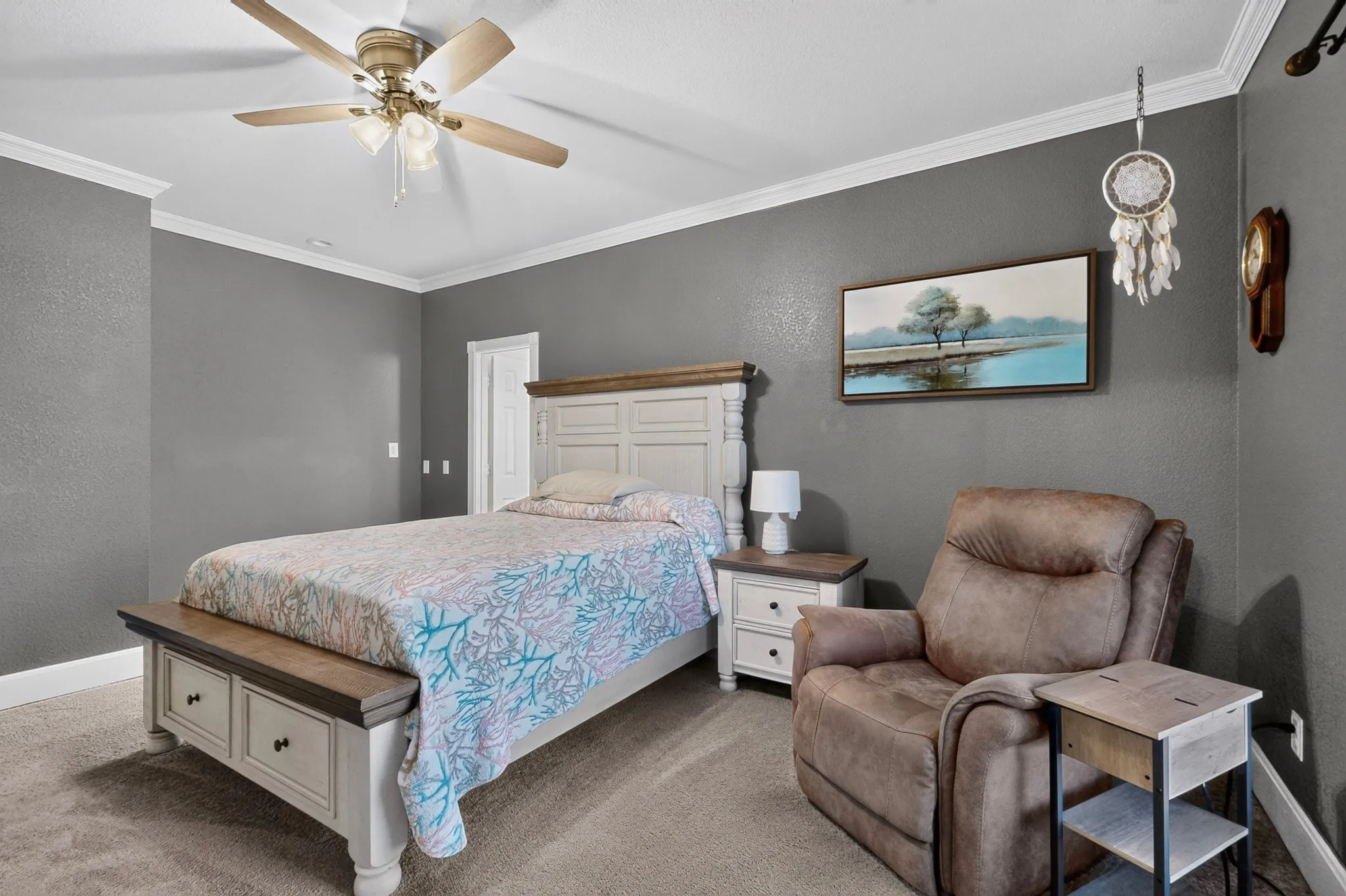 Single Family Residence For Sale in Hunt County , 10547 Kitsee Knoll Way, Quinlan, Texas 75474, 5 Bedroom, 3 Bathroom, 2 Garage spaces, 2,825 Sqft, built in 2002, mls#21406207, Real Estate Agent in Quinlan, Homes For Sale in Hunt county, Homes For Sale in Quinlan, Realtor in Quinlan Texas, Real Estate Brokerage Independent Realty Texas, Luminita Cordes Realtor