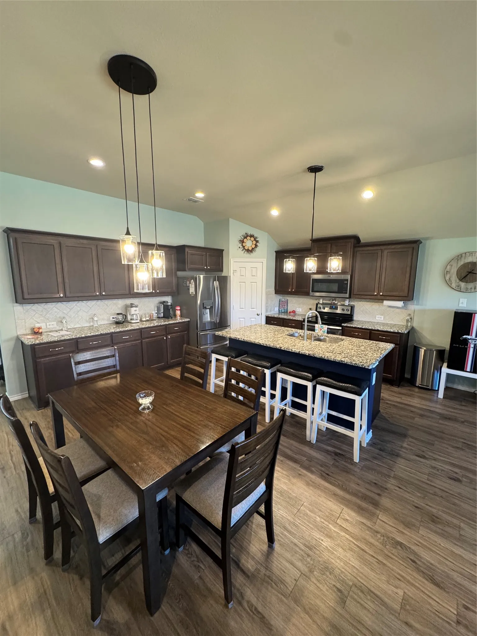 Single Family Residence For Rent in Denton County , 4101 Bridle Path Lane, Sanger, Texas 76266, 4 Bedroom, 2 Bathroom, 2 Garage spaces, 1,921 Sqft, built in 2016, mls#21406219, Real Estate Agent in Sanger, Homes For Rent in Denton county, Homes For Rent in Sanger, Realtor in Sanger Texas, Real Estate Brokerage Independent Realty Texas, Luminita Cordes Realtor