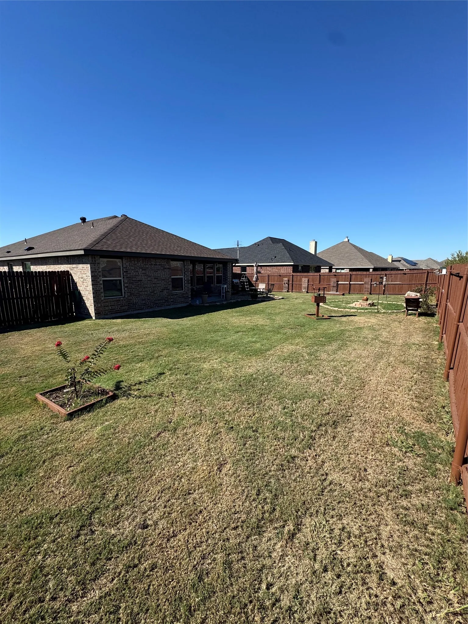 Single Family Residence For Rent in Denton County , 4101 Bridle Path Lane, Sanger, Texas 76266, 4 Bedroom, 2 Bathroom, 2 Garage spaces, 1,921 Sqft, built in 2016, mls#21406219, Real Estate Agent in Sanger, Homes For Rent in Denton county, Homes For Rent in Sanger, Realtor in Sanger Texas, Real Estate Brokerage Independent Realty Texas, Luminita Cordes Realtor