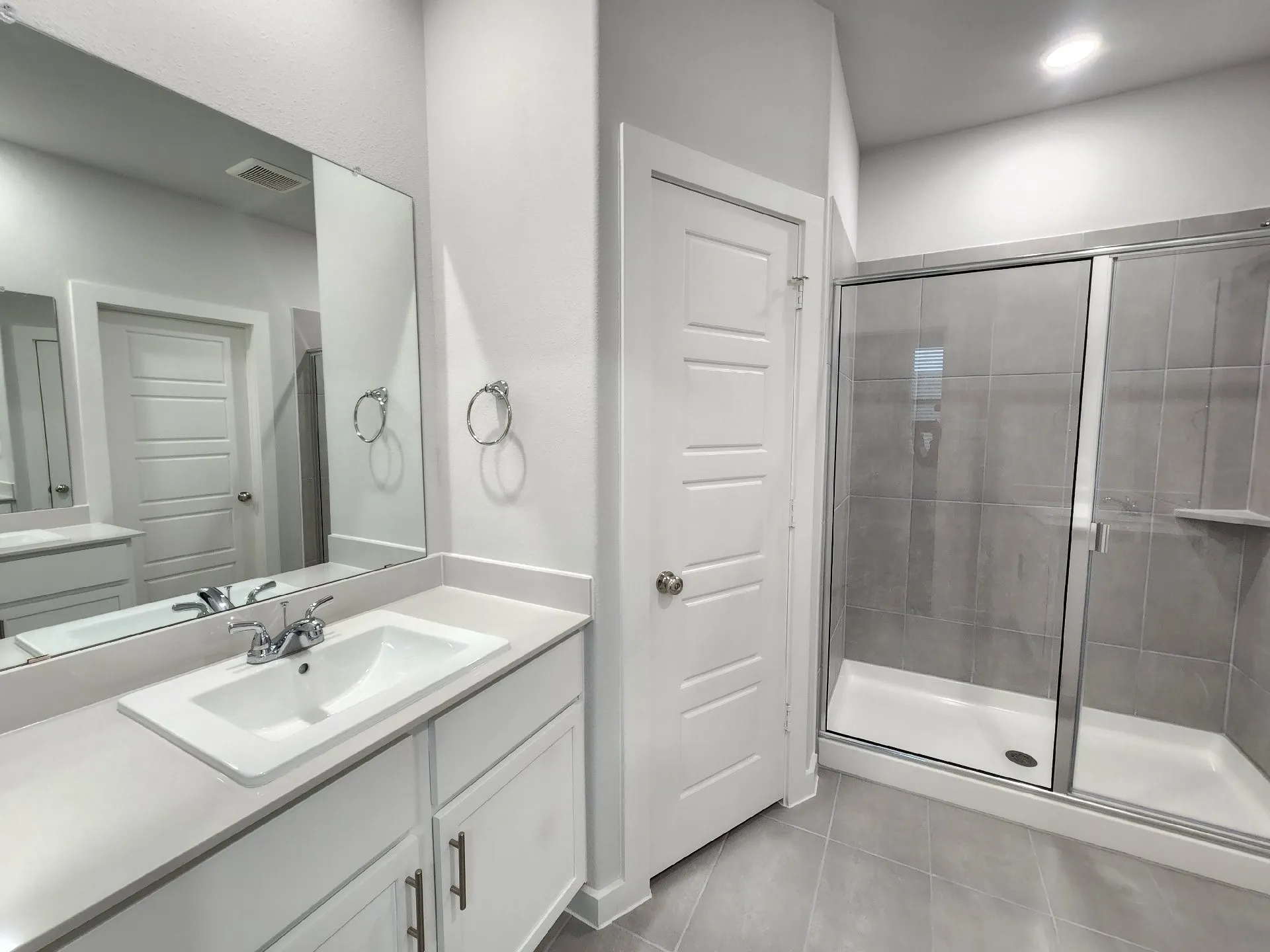 Single Family Residence For Rent in Collin County , 3405 High Valley Drive, Mc Kinney, Texas 75071, 3 Bedroom, 2 Bathroom, 2 Garage spaces, 1,342 Sqft, built in 2026, mls#21406220, Real Estate Agent in Mc Kinney, Homes For Rent in Collin county, Homes For Rent in Mc Kinney, Realtor in Mc Kinney Texas, Real Estate Brokerage Independent Realty Texas, Luminita Cordes Realtor