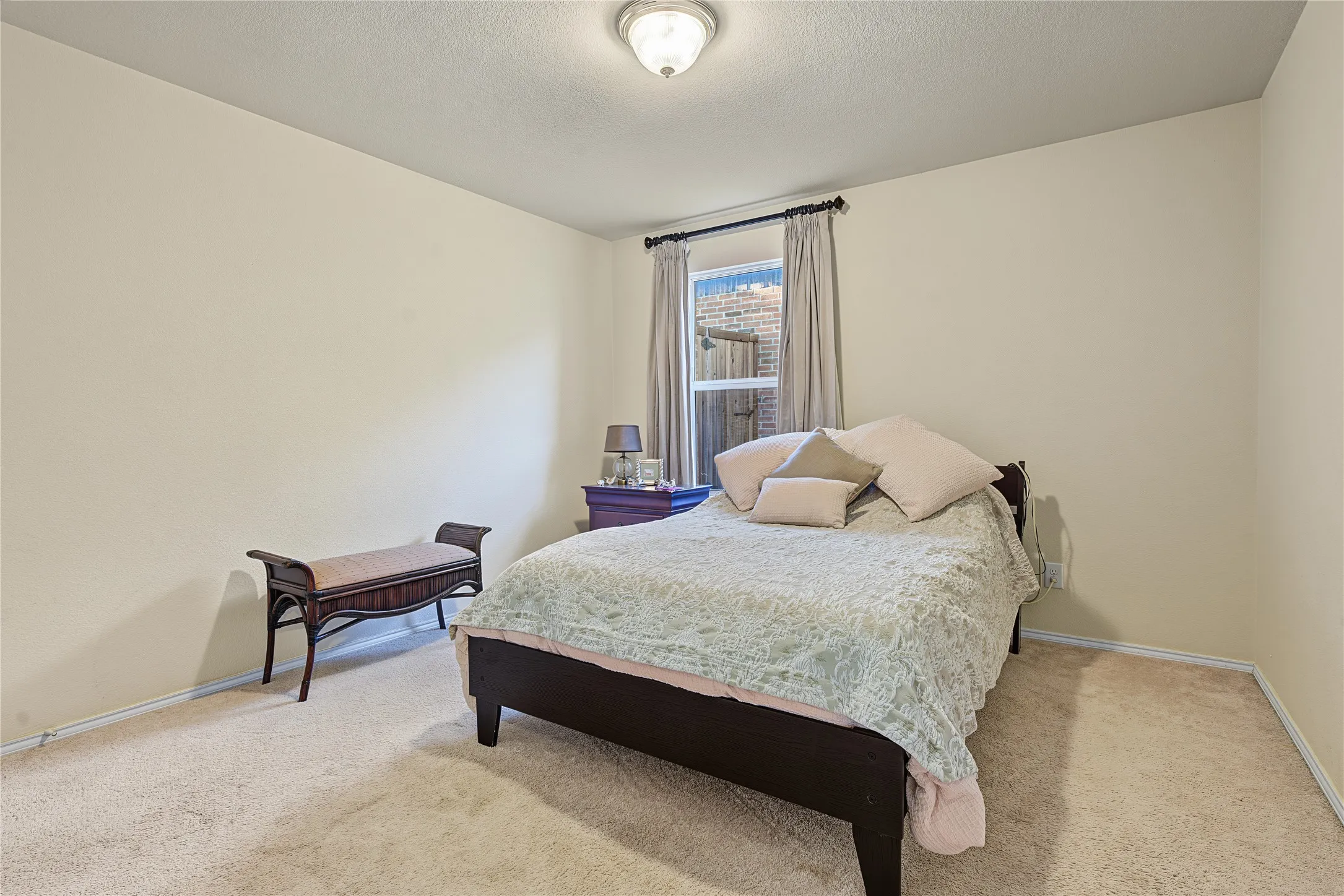 Single Family Residence For Sale in Collin County , 2929 Aspen Way, Melissa, Texas 75454, 3 Bedroom, 2 Bathroom, 2 Garage spaces, 1,900 Sqft, built in 2014, mls#21401945, Real Estate Agent in Melissa, Homes For Sale in Collin county, Homes For Sale in Melissa, Realtor in Melissa Texas, Real Estate Brokerage Independent Realty Texas, Luminita Cordes Realtor