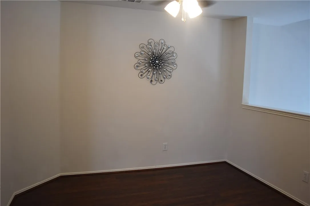 Townhouse For Rent in Collin County , 8617 Heather Ridge Drive, Plano, Texas 75024, 2 Bedroom, 2 Bathroom, 2 Garage spaces, 1,346 Sqft, built in 2001, mls#21406229, Real Estate Agent in Plano, Homes For Rent in Collin county, Homes For Rent in Plano, Realtor in Plano Texas, Real Estate Brokerage Independent Realty Texas, Luminita Cordes Realtor