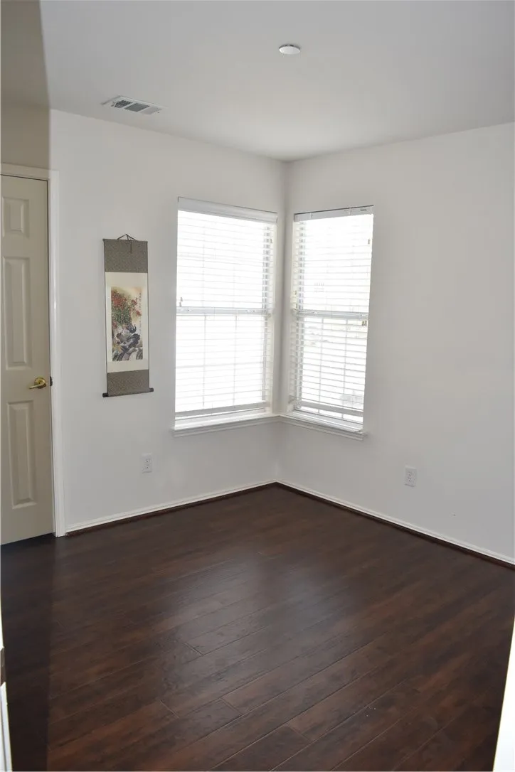 Townhouse For Rent in Collin County , 8617 Heather Ridge Drive, Plano, Texas 75024, 2 Bedroom, 2 Bathroom, 2 Garage spaces, 1,346 Sqft, built in 2001, mls#21406229, Real Estate Agent in Plano, Homes For Rent in Collin county, Homes For Rent in Plano, Realtor in Plano Texas, Real Estate Brokerage Independent Realty Texas, Luminita Cordes Realtor