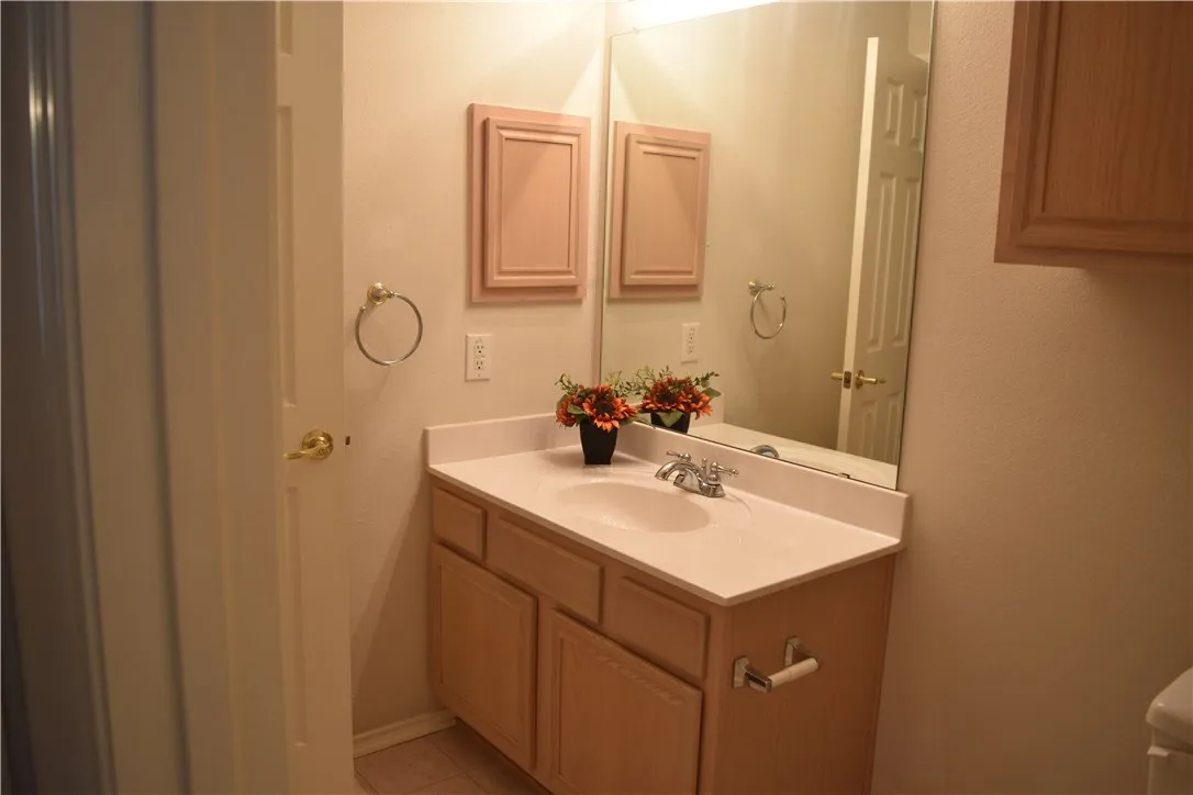 Townhouse For Rent in Collin County , 8617 Heather Ridge Drive, Plano, Texas 75024, 2 Bedroom, 2 Bathroom, 2 Garage spaces, 1,346 Sqft, built in 2001, mls#21406229, Real Estate Agent in Plano, Homes For Rent in Collin county, Homes For Rent in Plano, Realtor in Plano Texas, Real Estate Brokerage Independent Realty Texas, Luminita Cordes Realtor