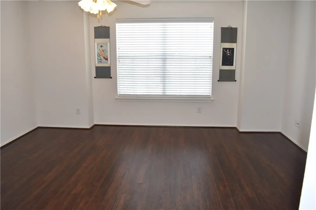 Townhouse For Rent in Collin County , 8617 Heather Ridge Drive, Plano, Texas 75024, 2 Bedroom, 2 Bathroom, 2 Garage spaces, 1,346 Sqft, built in 2001, mls#21406229, Real Estate Agent in Plano, Homes For Rent in Collin county, Homes For Rent in Plano, Realtor in Plano Texas, Real Estate Brokerage Independent Realty Texas, Luminita Cordes Realtor