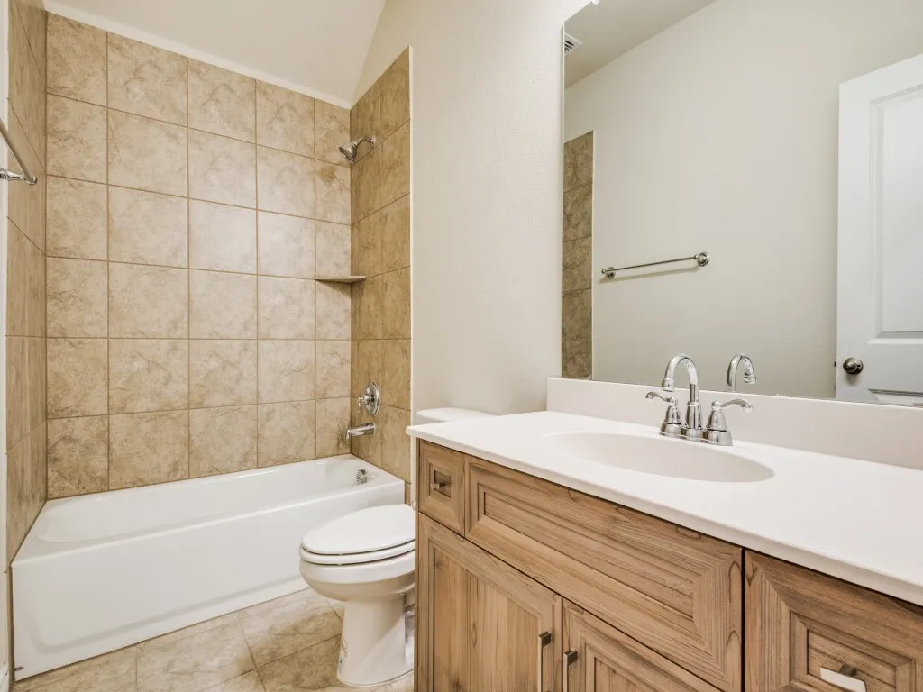 Single Family Residence For Rent in Denton County , 7024 Mapleshade Way, Little Elm, Texas 76227, 3 Bedroom, 2 Bathroom, 2 Garage spaces, 1,910 Sqft, built in 2022, mls#21406228, Real Estate Agent in Little Elm, Homes For Rent in Denton county, Homes For Rent in Little Elm, Realtor in Little Elm Texas, Real Estate Brokerage Independent Realty Texas, Luminita Cordes Realtor